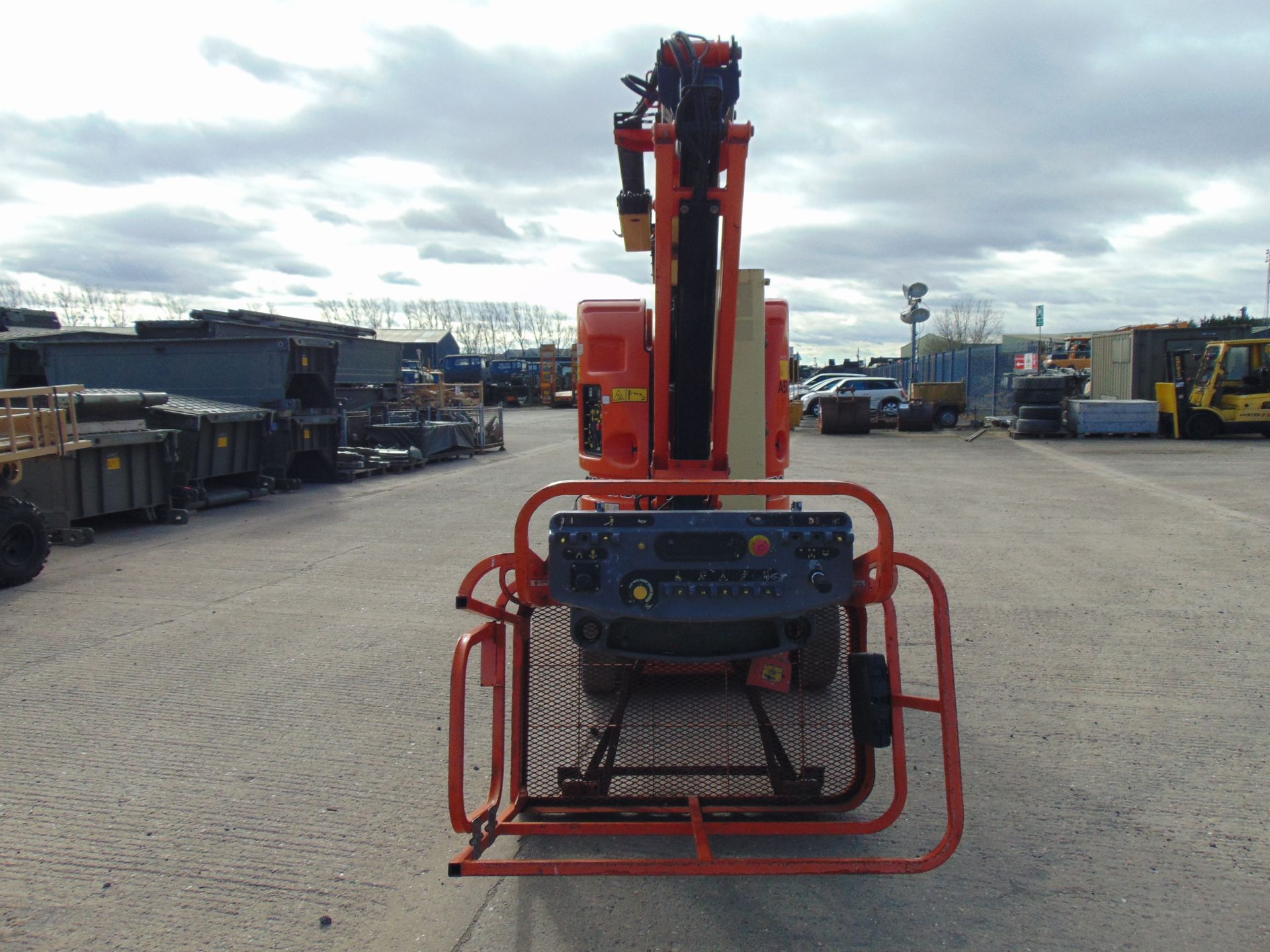 2012 JLG E300AJP Articulated Electric Boom Lift ONLY 605 HOURS! - Image 8 of 22
