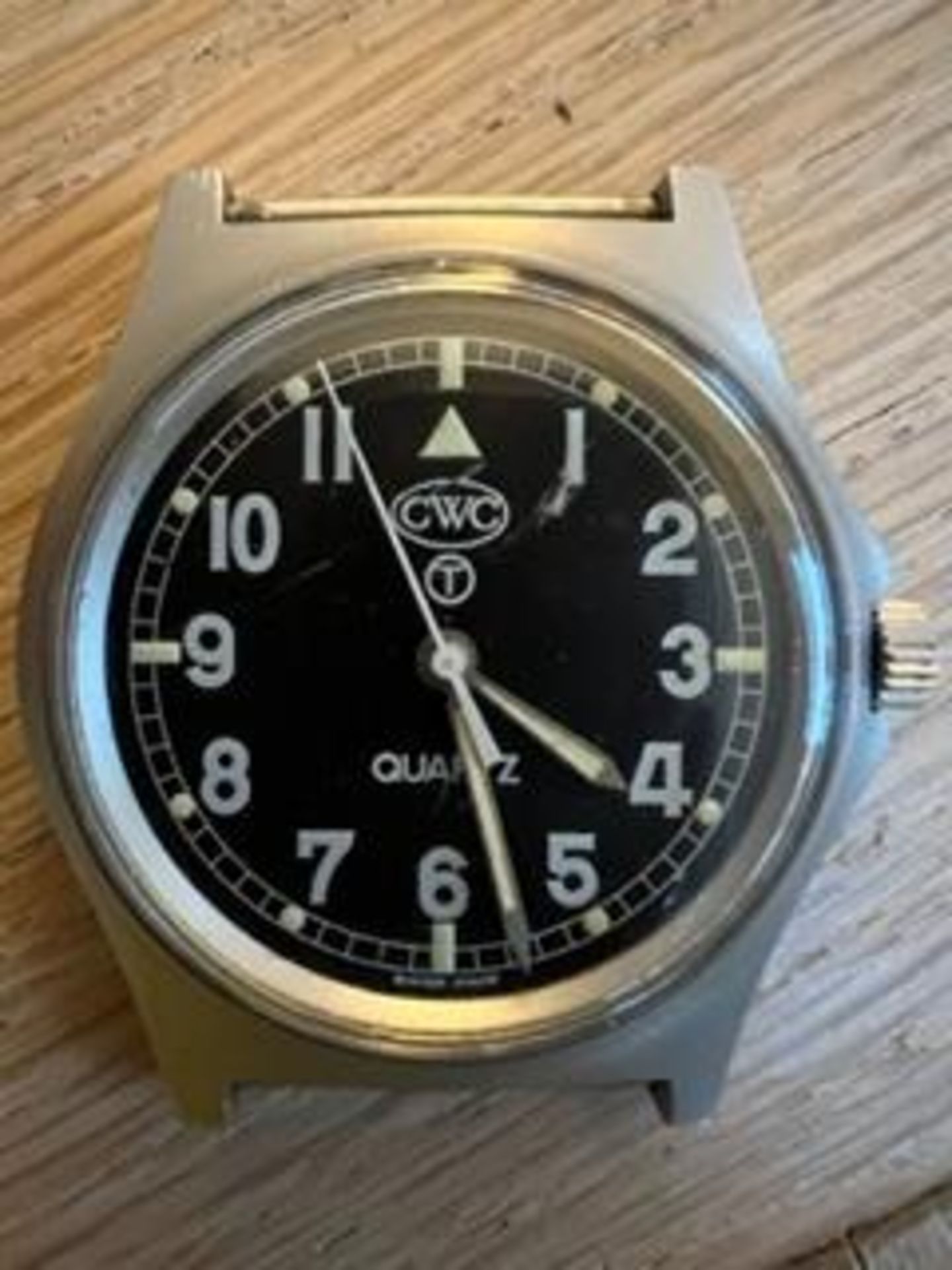 RARE CWC 0552 ROYAL MARINES ISSUE SERVICE WATCH NATO MARKS DATE 1990*** GULF WAR*** - Image 3 of 7