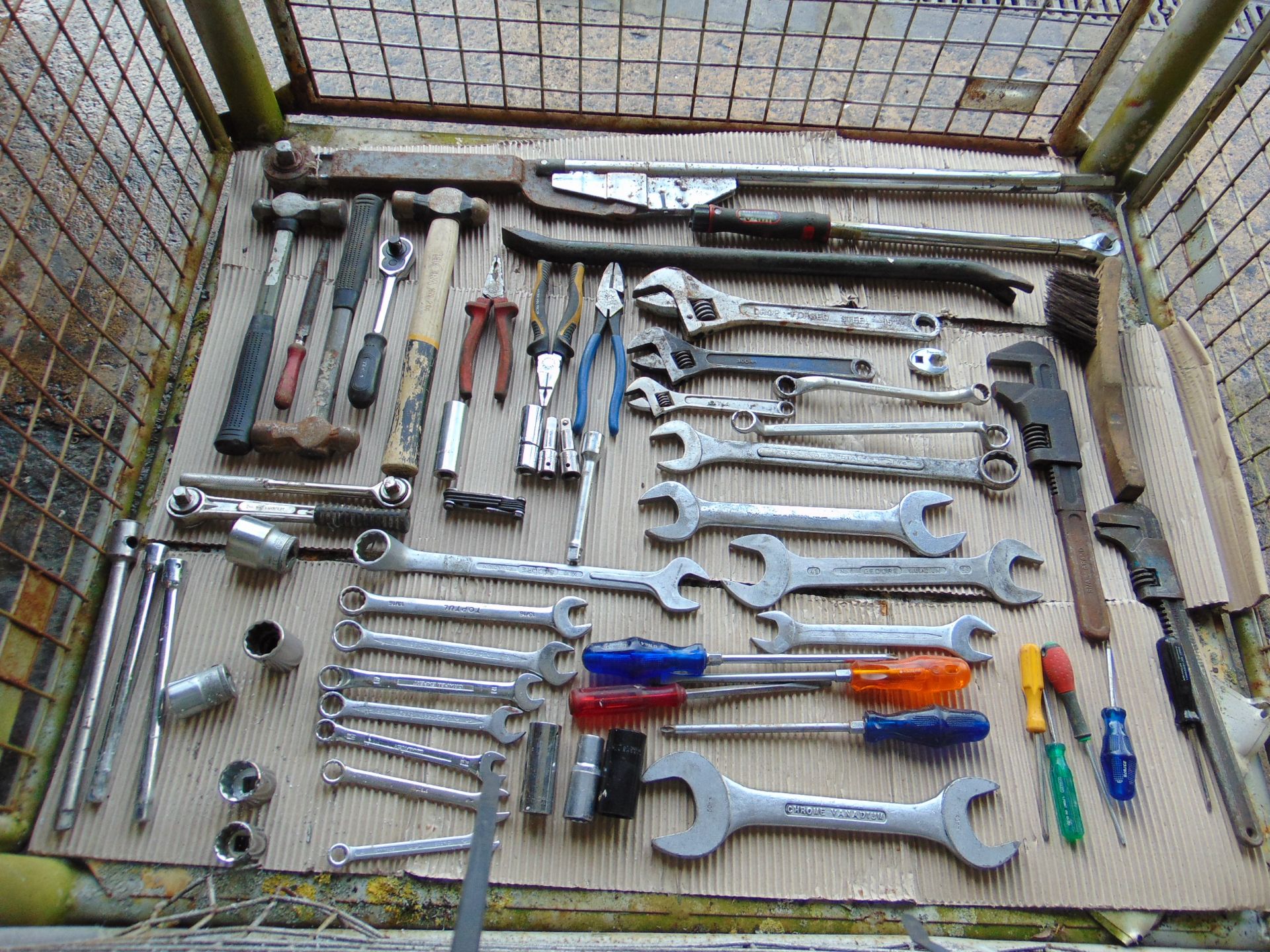 1x Stillage Tools inc Torque Wrench Spanners etc - Image 2 of 4