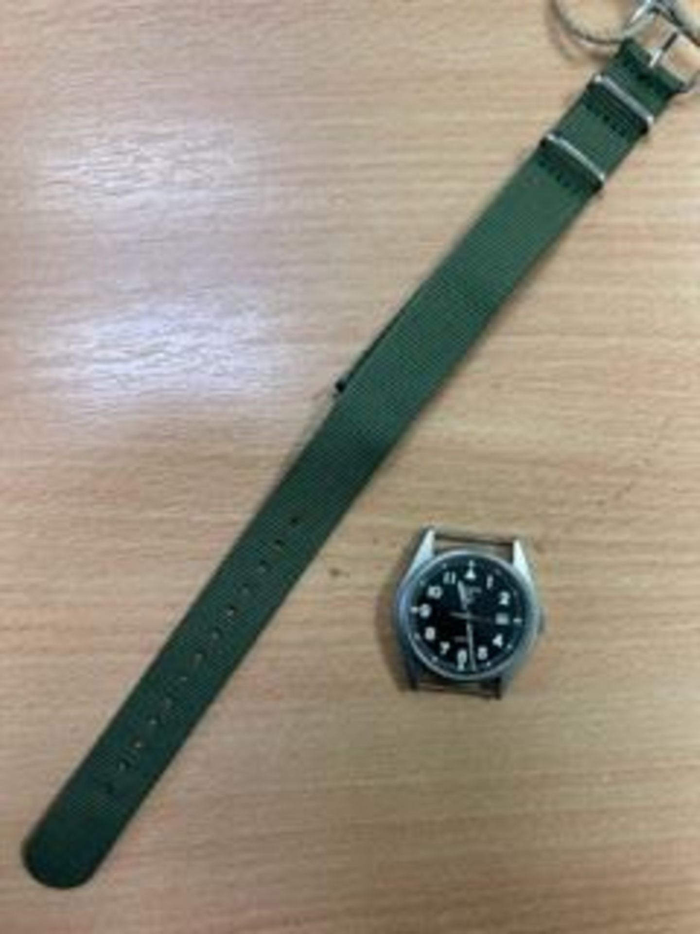 PULSAR BRITISH ARMY W10 SERVICE WATCH WATER RESISTANT NATO MARKS DATE 2004 - Image 2 of 6