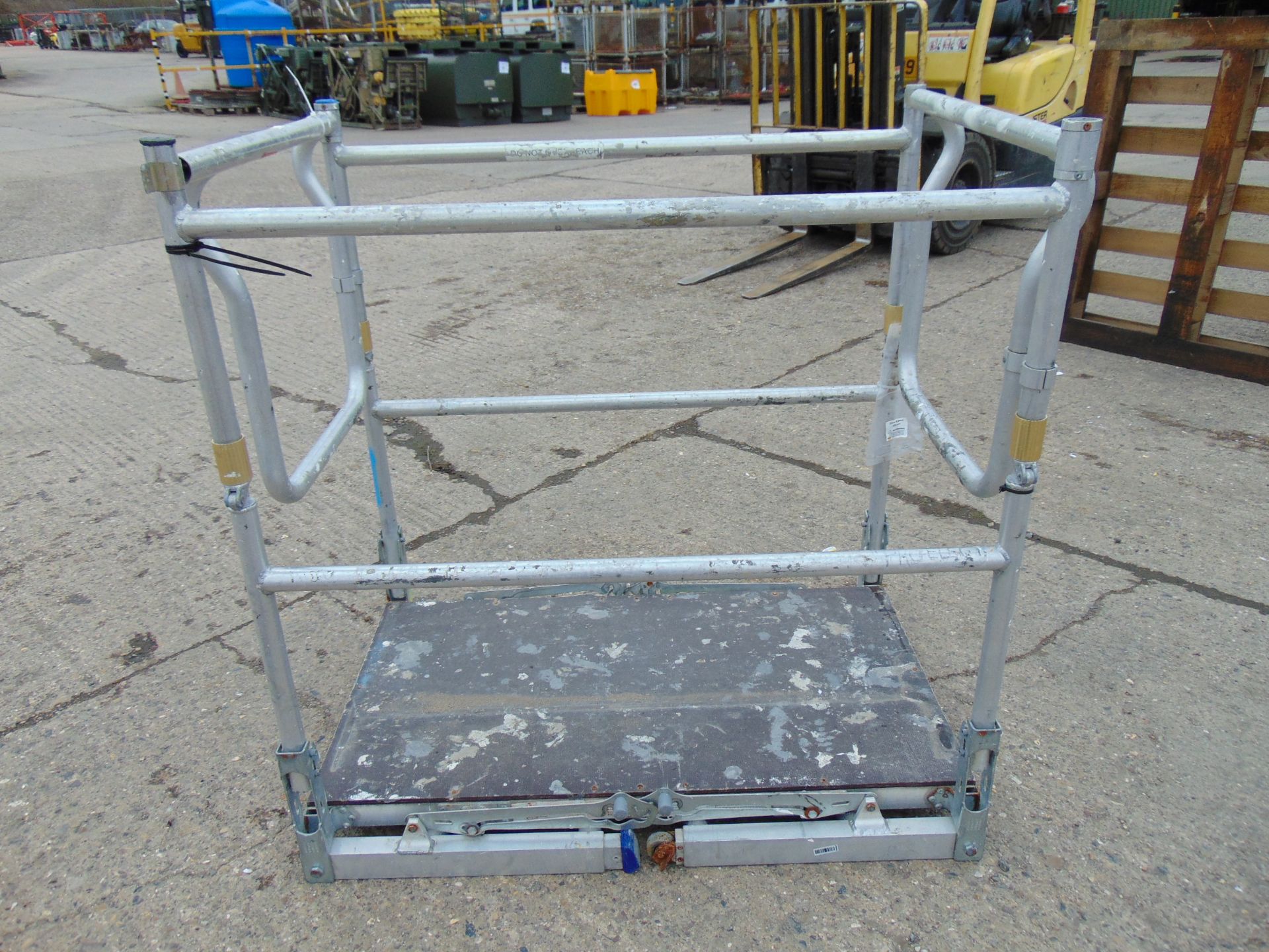 Aluminium Folding Access Platform - Image 4 of 5