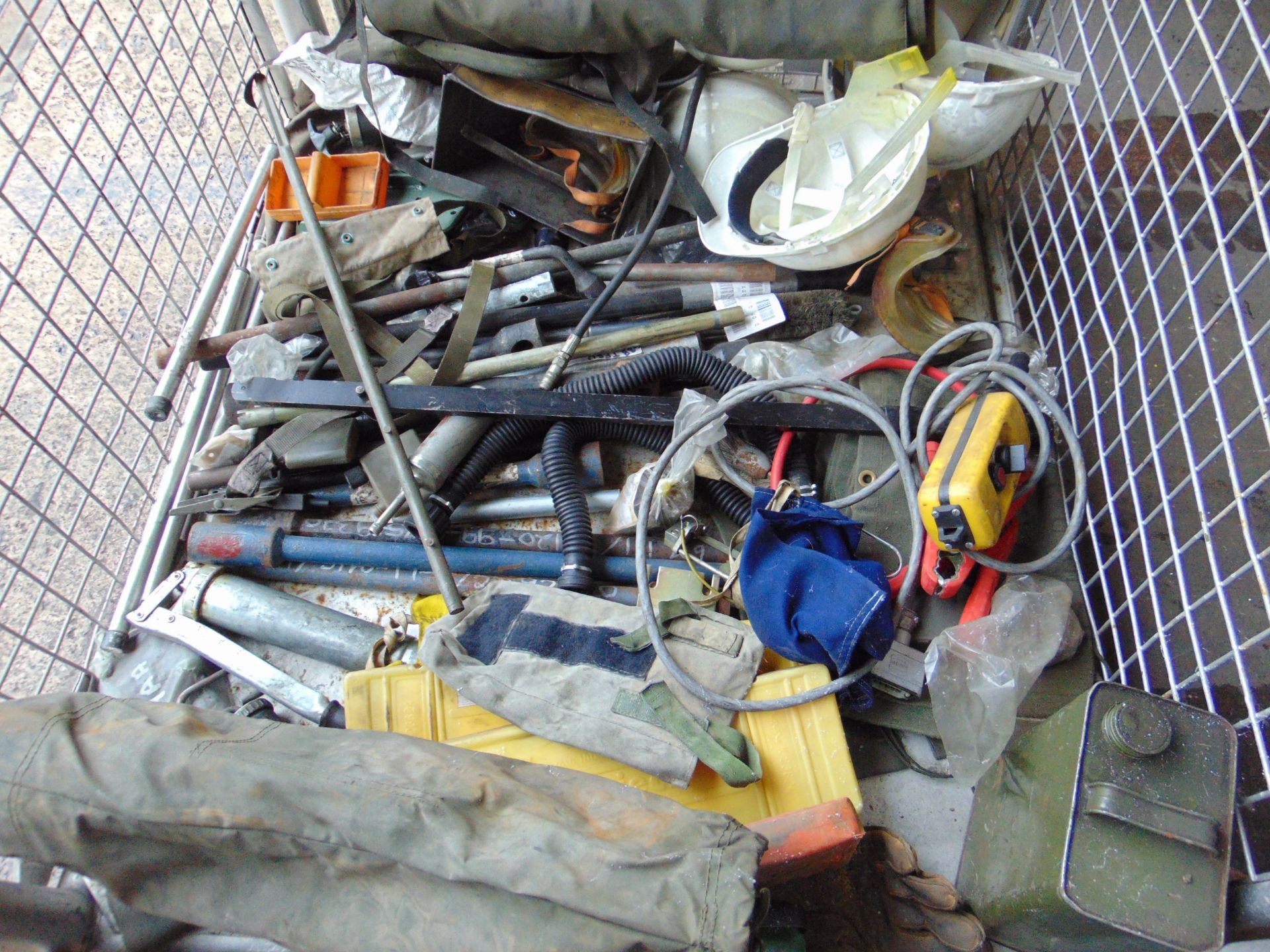 1x Stillage of Tools, Winch control, Jump Leads etc etc - Image 5 of 7