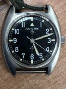 LOOK AT THIS UNISSUED HAMILTON W10 BRITISH ARMY SERV WATCH MECHANICAL MOVEMENT DATED 1973