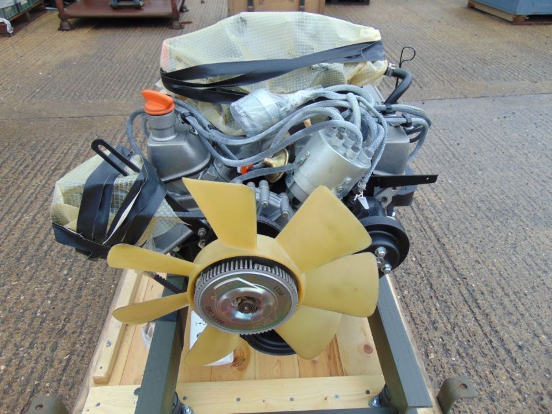 A1 Reconditioned Land Rover 3.5 V8 Petrol Engine - Image 7 of 17