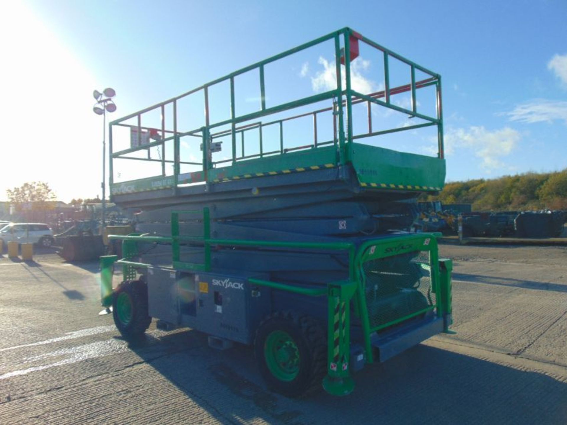 SkyJack SJ9250 Diesel Scissor Lift - Image 9 of 27