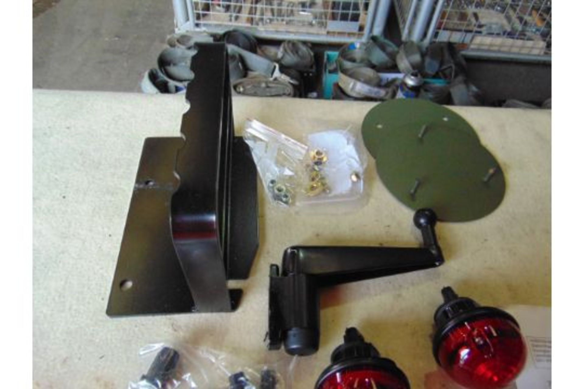 Land Rover MoD Kit Rear Step etc - Image 3 of 7