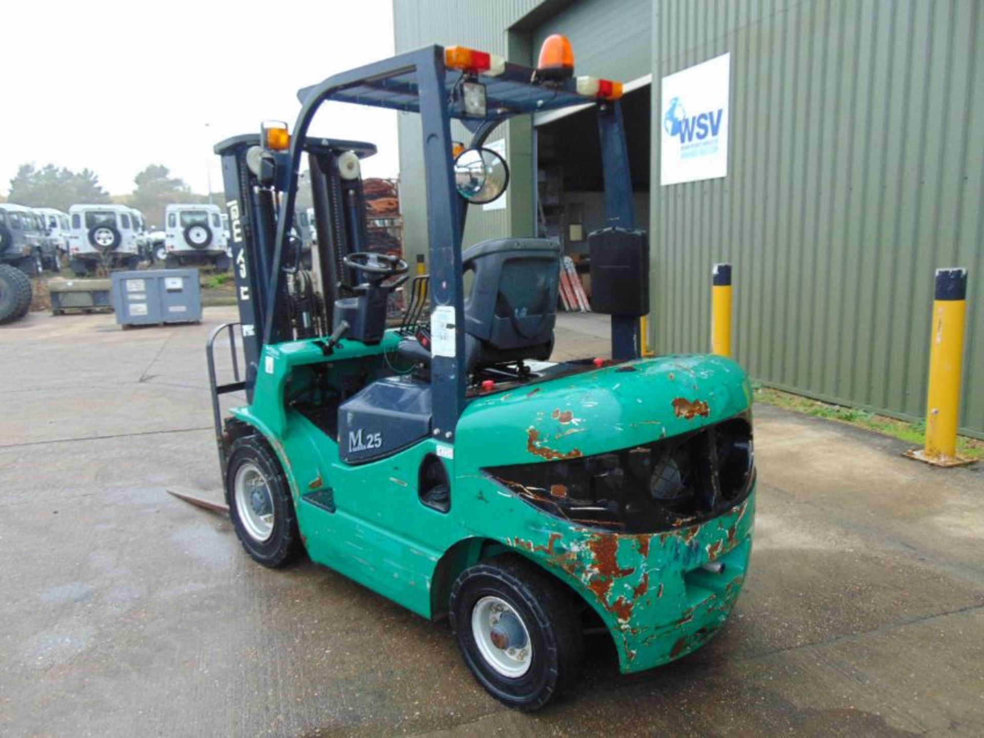 Maximal M25 2500Kg Diesel Fork Lift Truck ONLY 1,490 HOURS! - Image 7 of 22