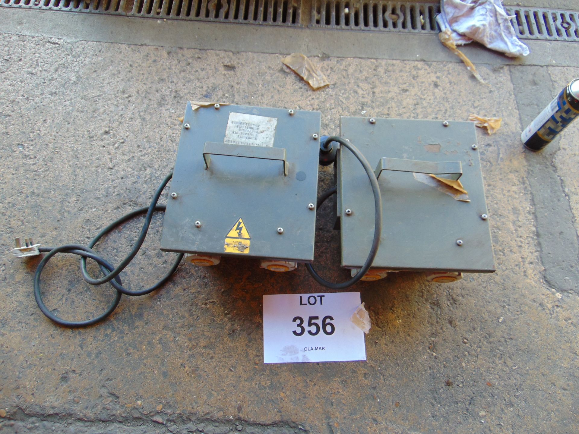 2x 240 volt to 115 volt 1.5kva Transformer units - Image 2 of 9