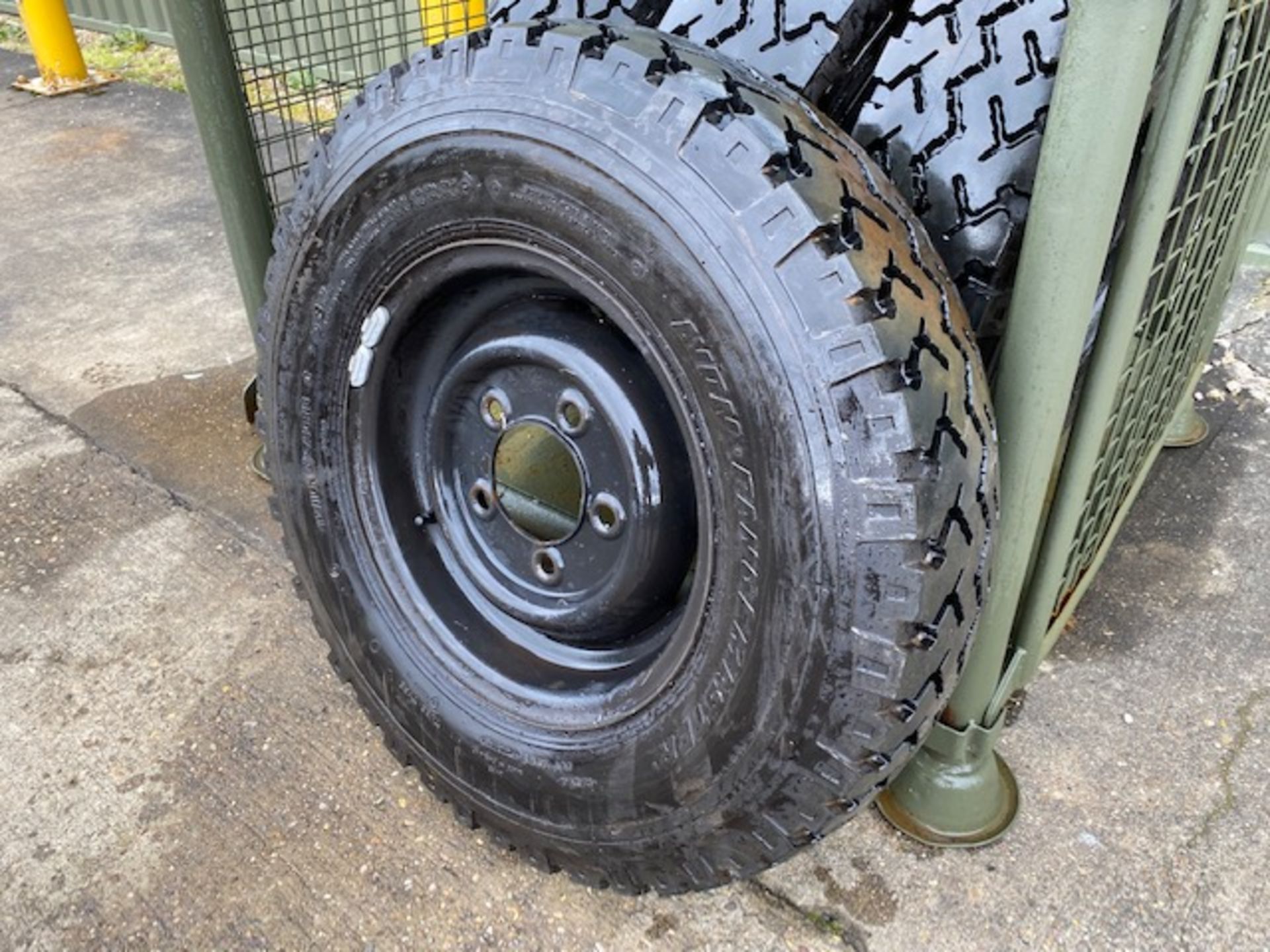 4x Avon Rangemaster 7.50 R16 Tyres on Heavy Duty 5 Stud Rims - Bild 2 aus 13