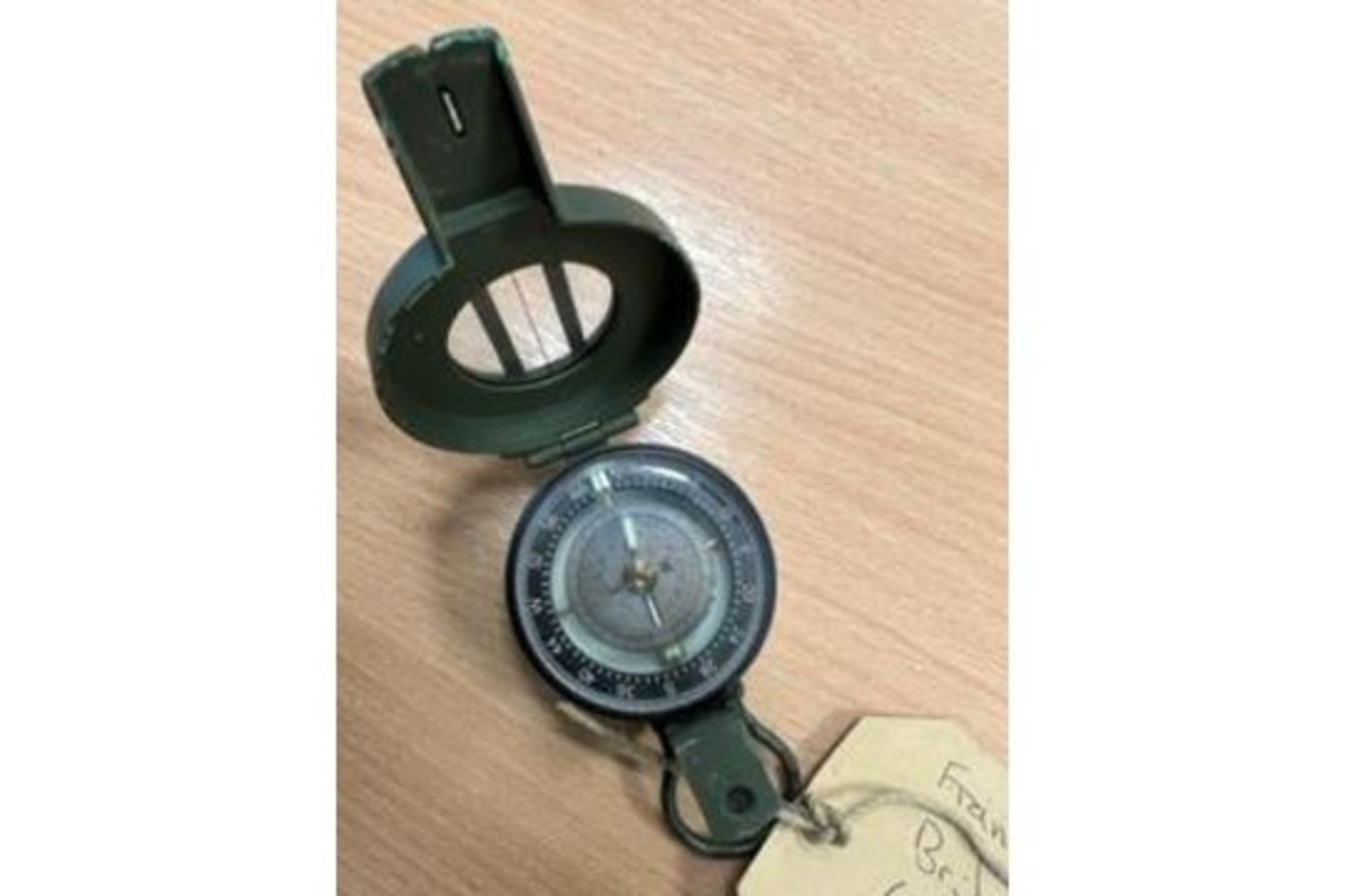 FRANCIS BAKER M88 BRITISH ARMY PRISMATIC COMPASS IN MILS NATO MARKS - Image 2 of 5