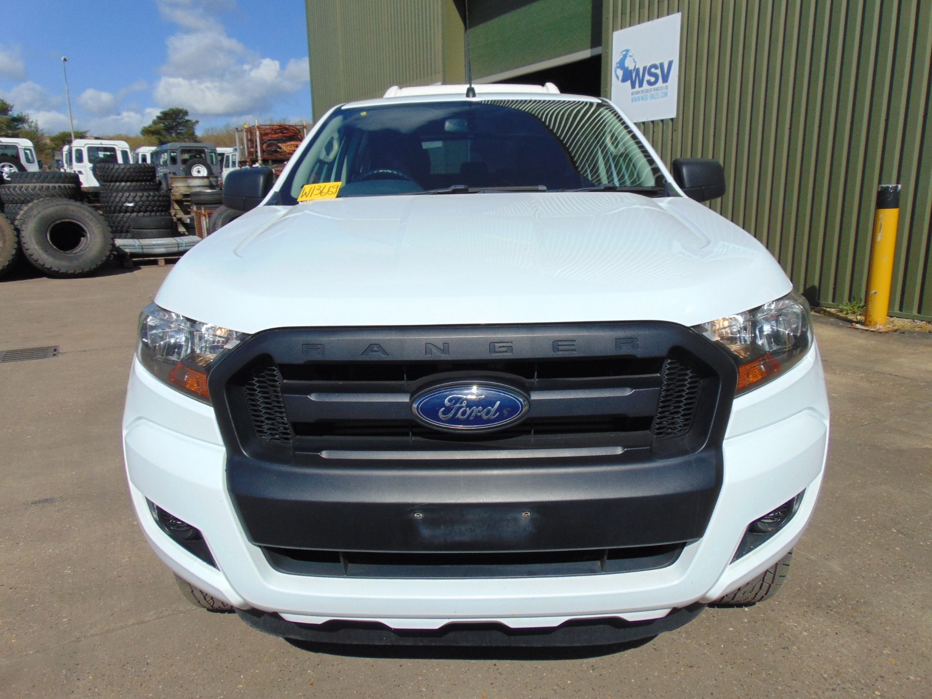 UK MoD 2017 Ford Ranger 2.2 6 Speed Double Cab ONLY 89,758 Miles! - Image 5 of 33
