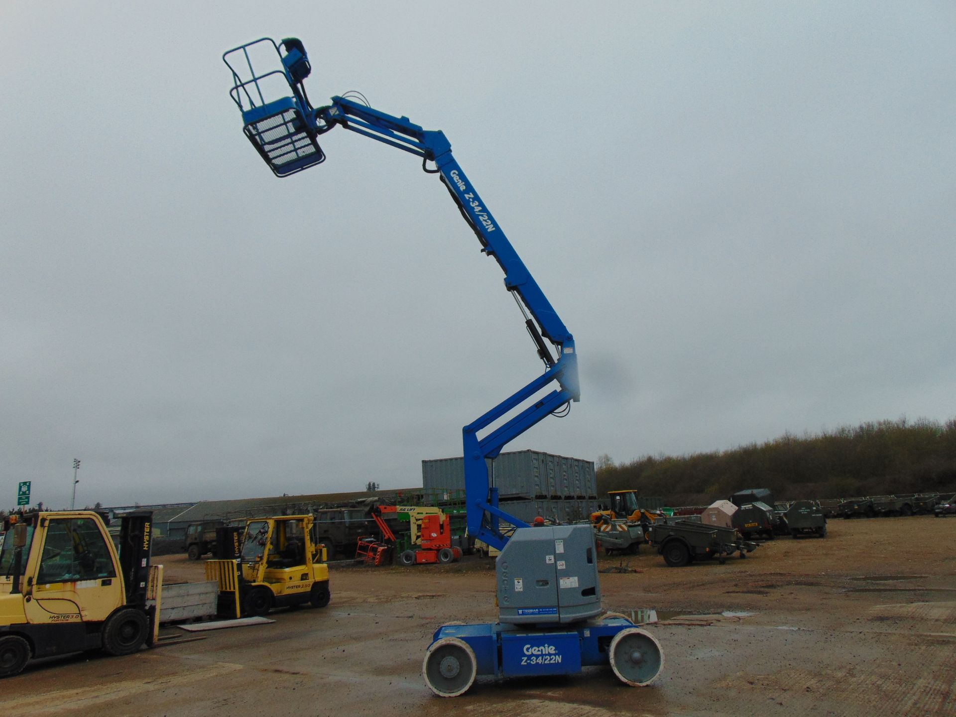 Genie Z-34/22N Articulated Electric Boom Lift ONLY 724 HOURS! - Image 9 of 18