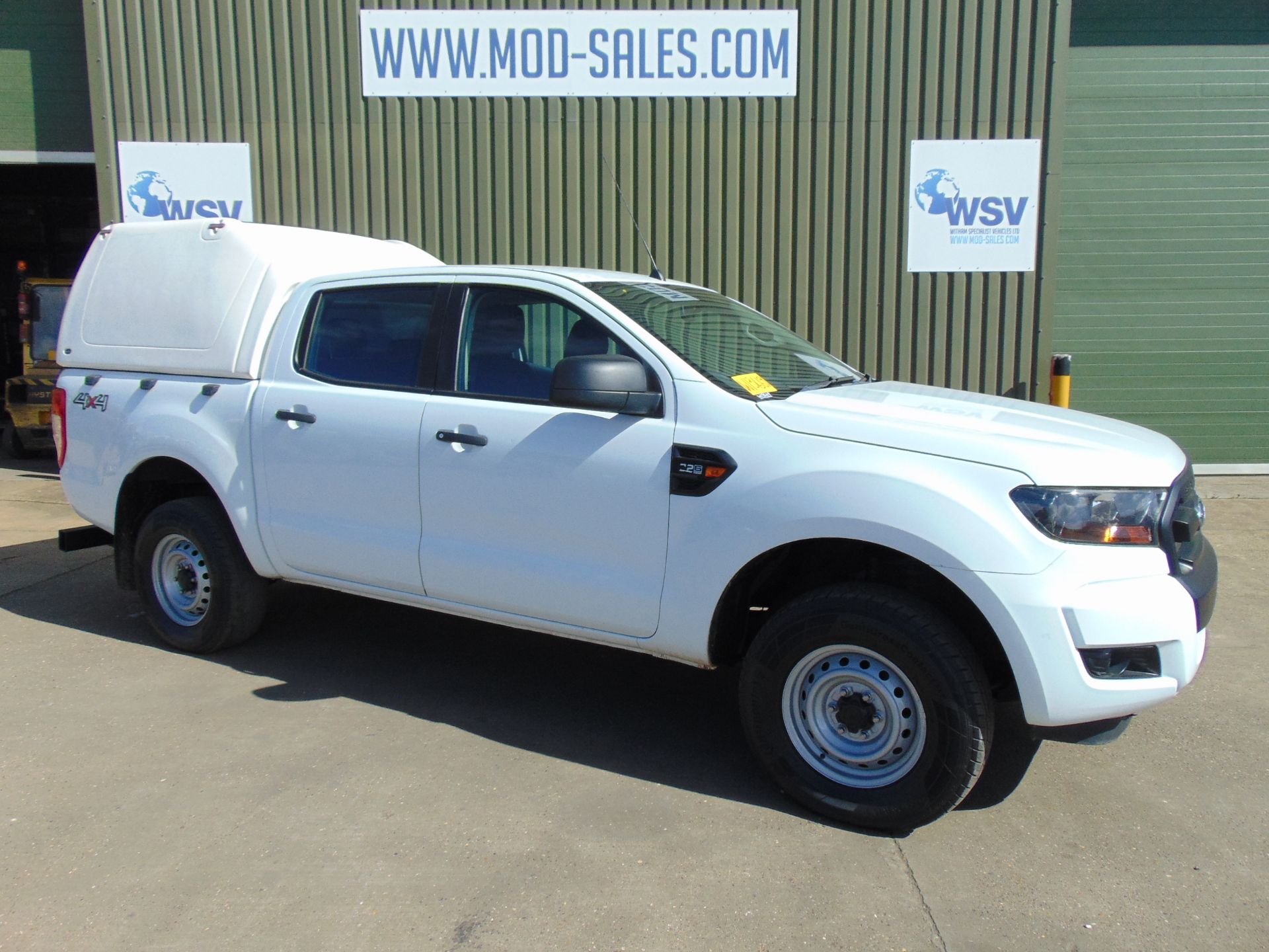 UK MoD 2017 Ford Ranger 2.2 6 Speed Double Cab ONLY 89,758 Miles! - Image 2 of 33