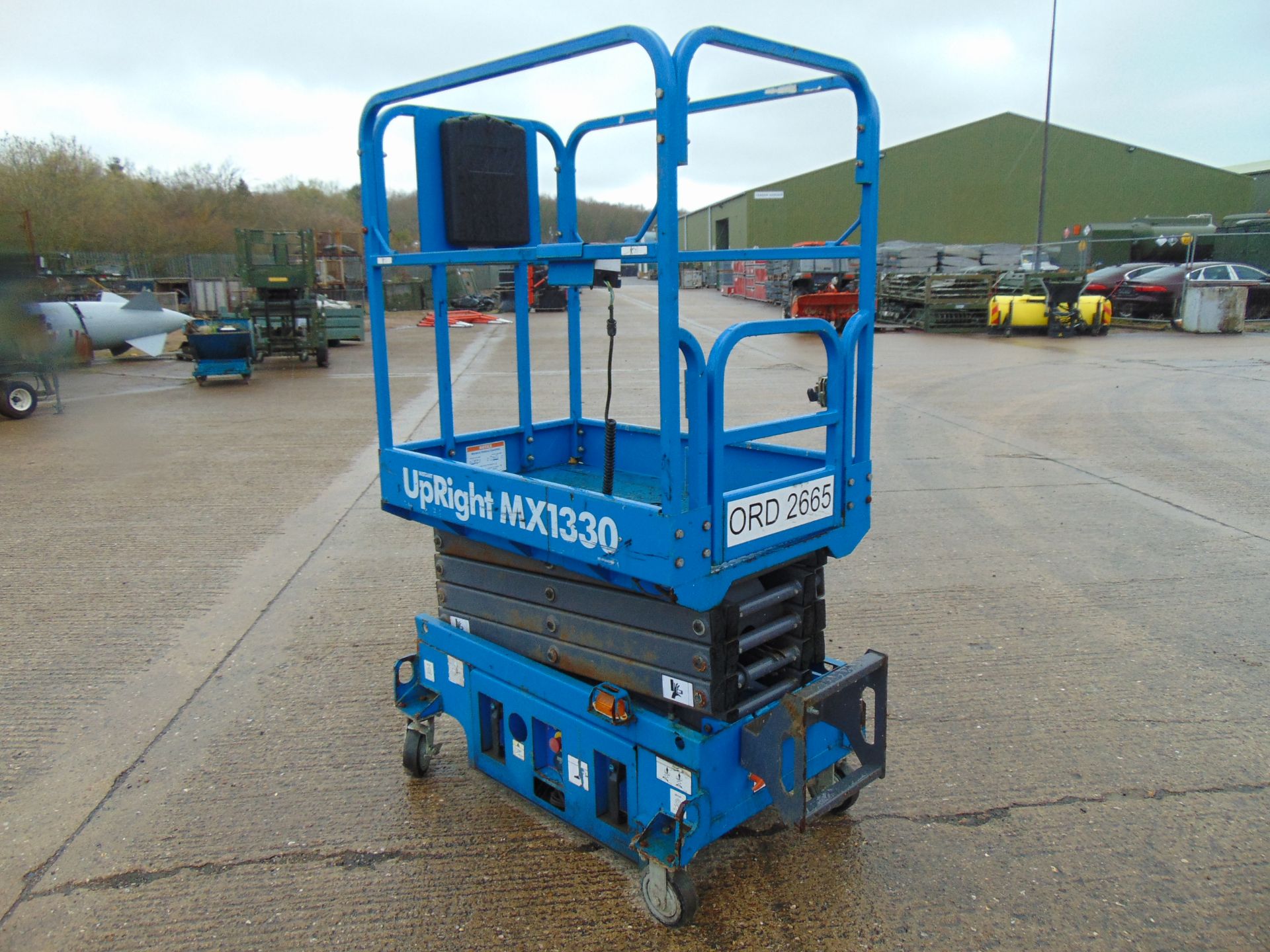 Upright MX1330PA Electric Scissor Lift - Image 6 of 12