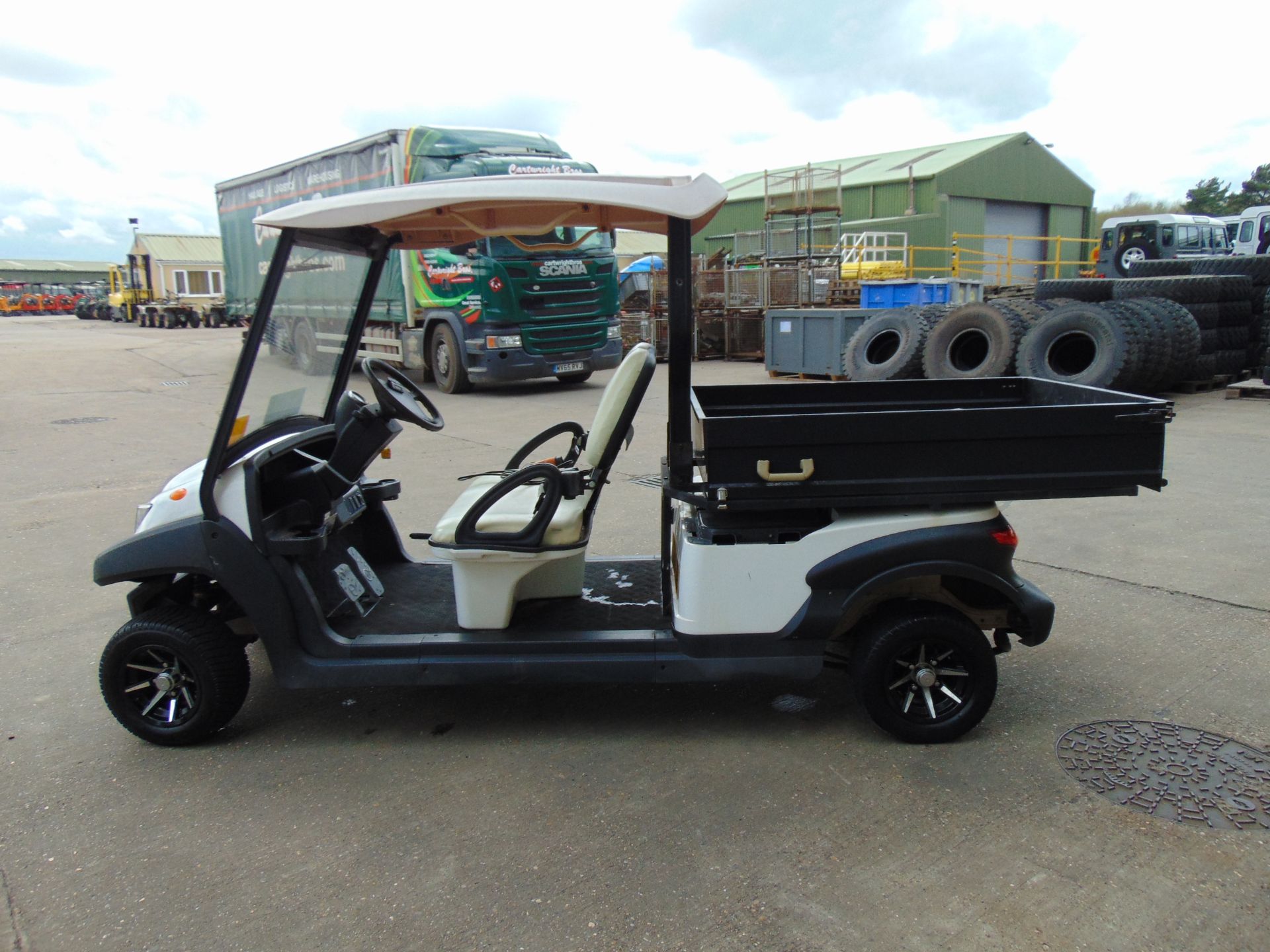 Eagle 2 Seat Electric Utility Vehicle c/w Rear Tipping Body - Image 5 of 18