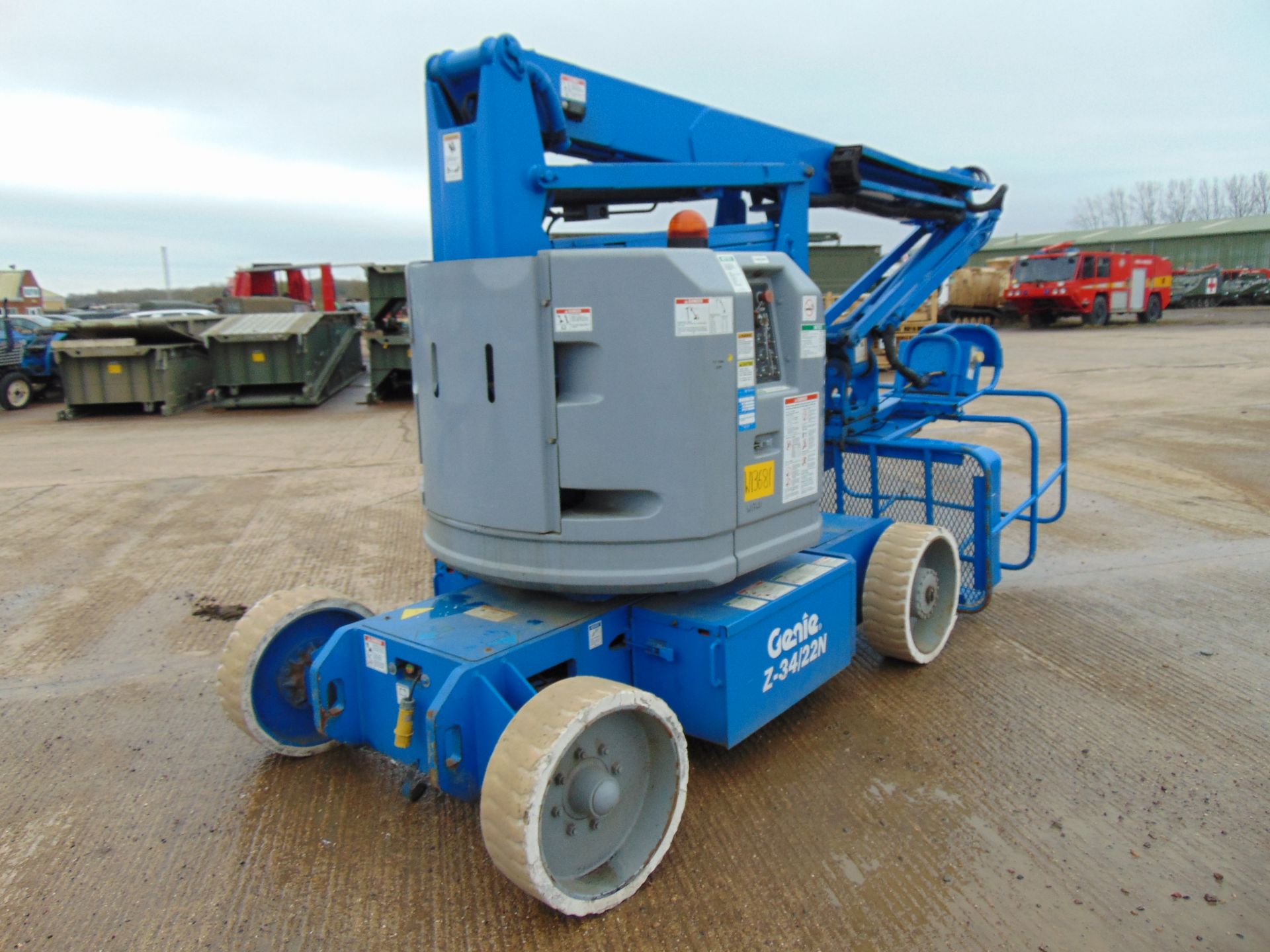 Genie Z-34/22N Articulated Electric Boom Lift ONLY 724 HOURS! - Image 6 of 18