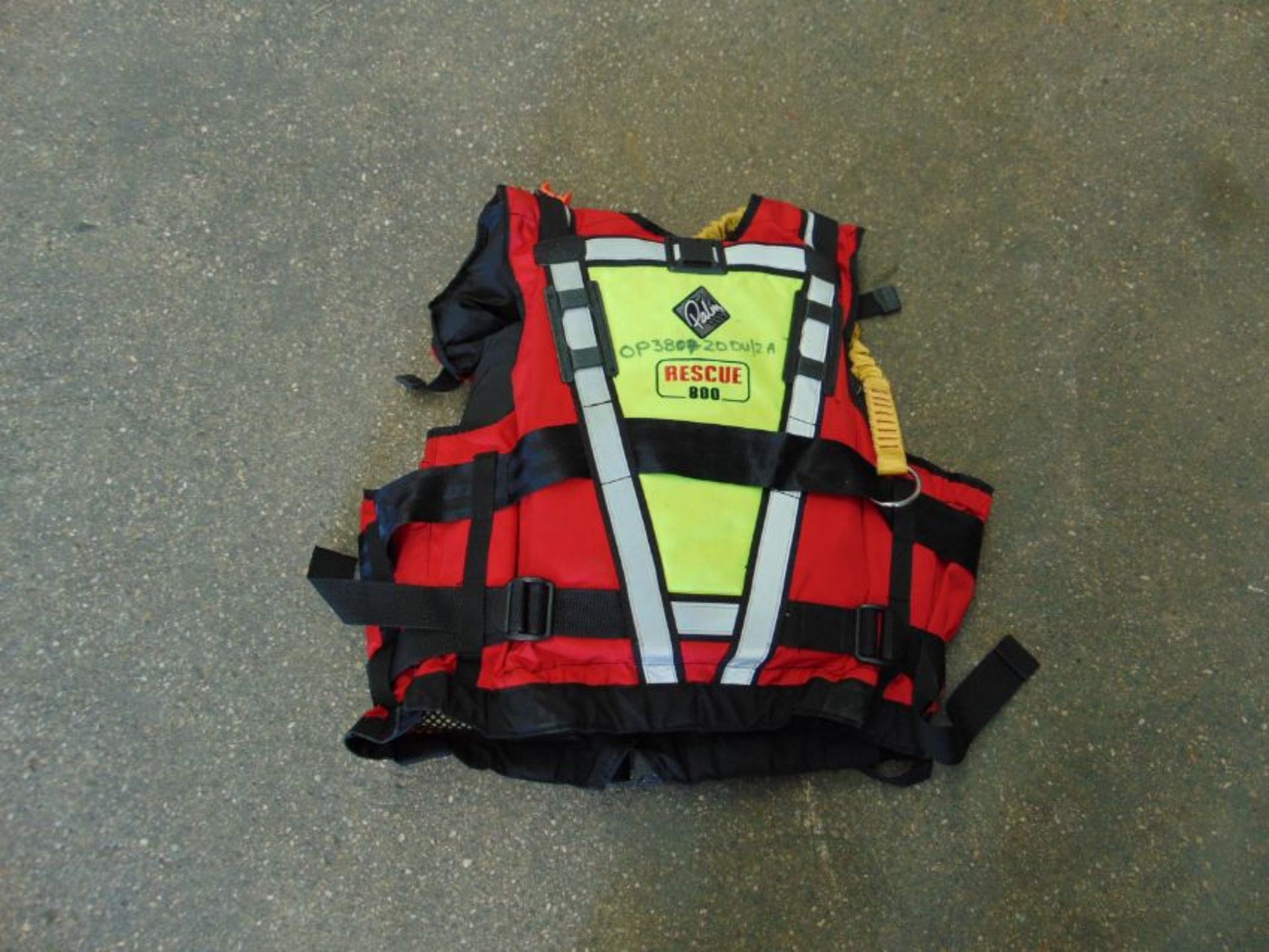 Palm Professional Rescue 800 Buoyancy Aid - PFD Personal Floatation Device Size L/XL - Image 4 of 4