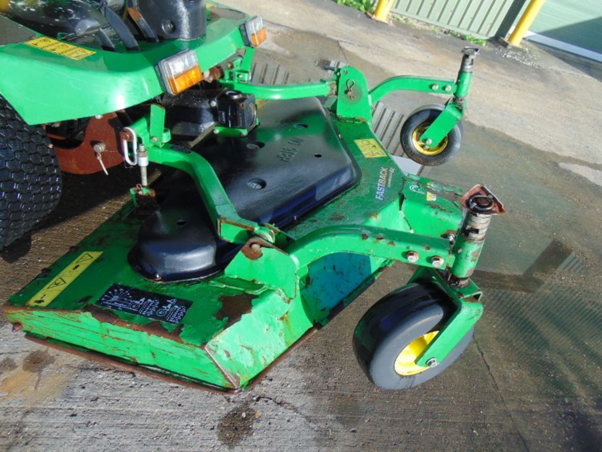 2009 John Deere 1445 Series II Ride On Mower with Fast Back Commercial 62 Cutting Deck 2473 HOURS! - Image 8 of 17