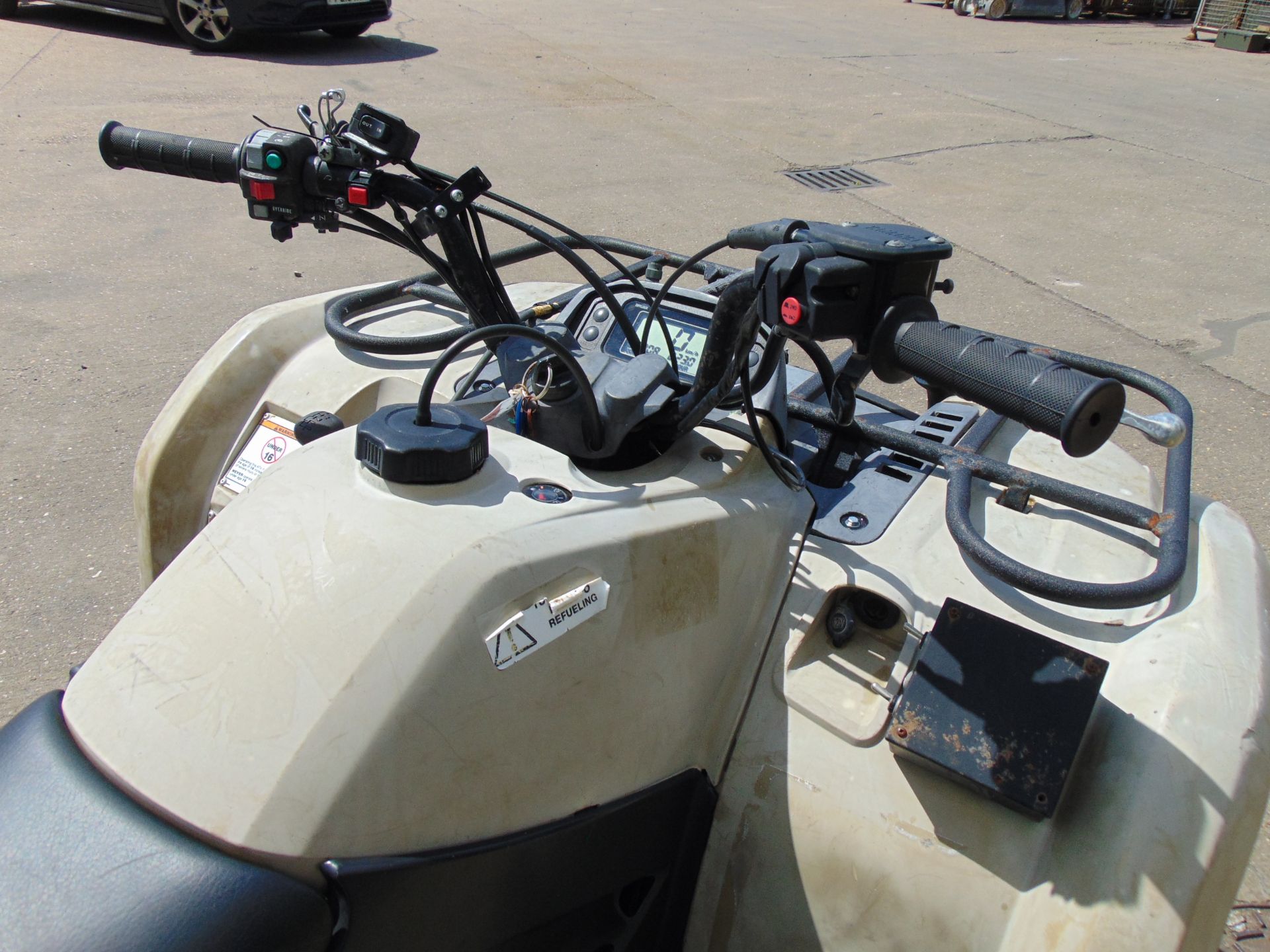 Military Specification Yamaha Grizzly 450 4 x 4 ATV Quad Bike Showing 223 hrs - Image 17 of 23