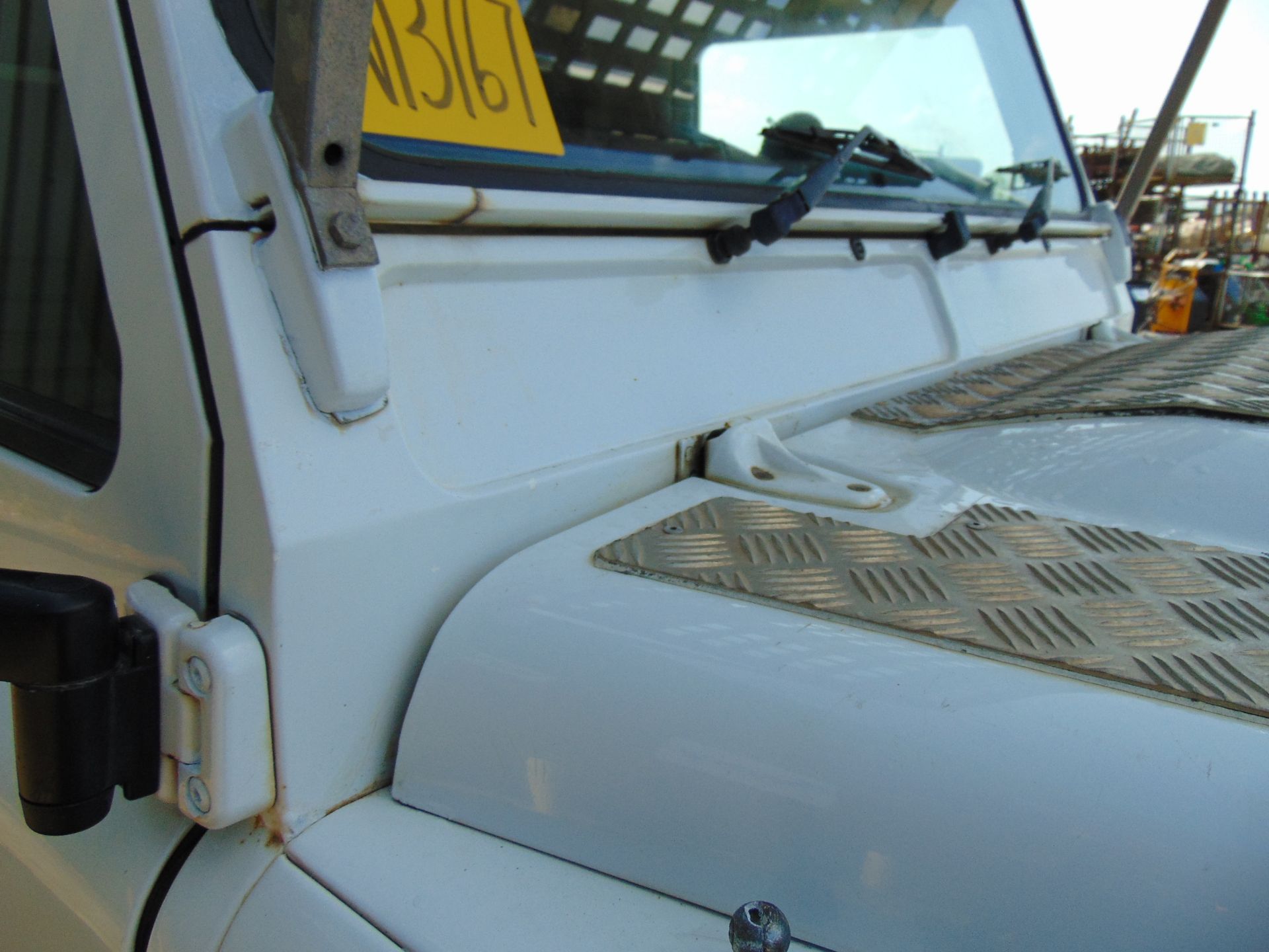 2011 Land Rover Defender 110 Puma hardtop 4x4 Utility vehicle (mobile workshop) with hydraulic winch - Image 13 of 53