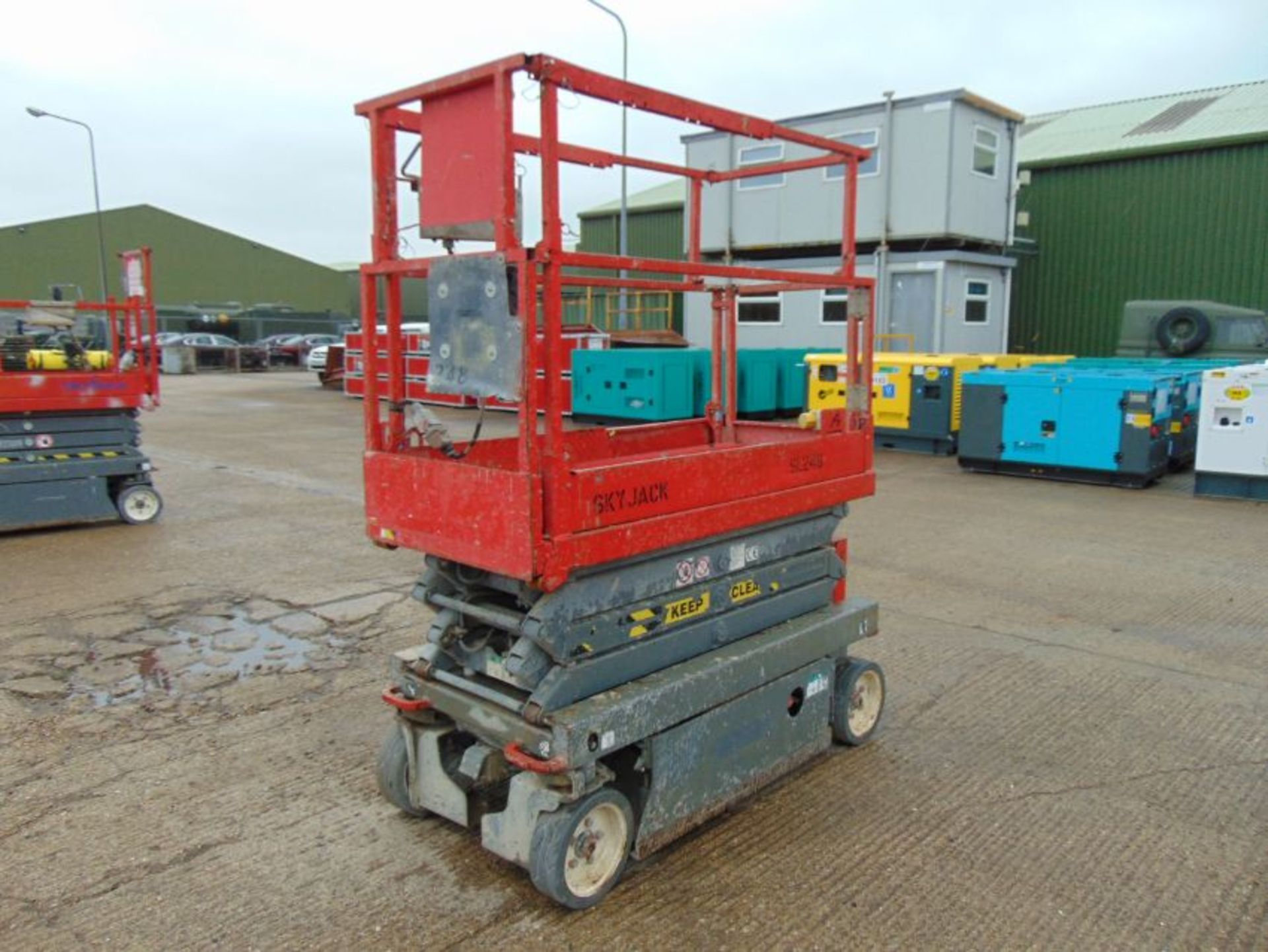 SKYJACK SJIII 3219 Electric Scissor Lift Access Platform ONLY 113 Hours! - Image 2 of 13