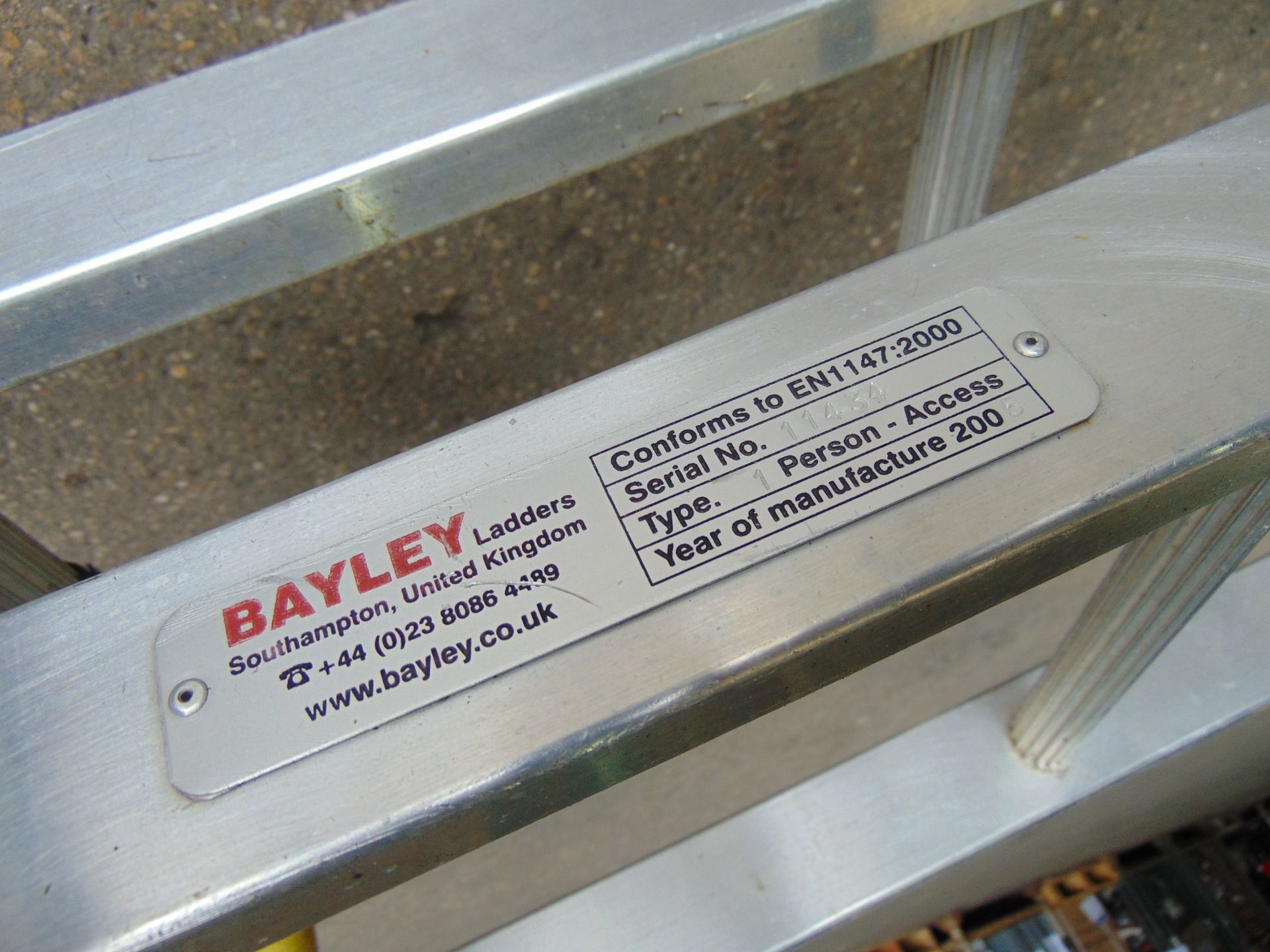 Bayley Folding Roof Ladder - Image 7 of 8