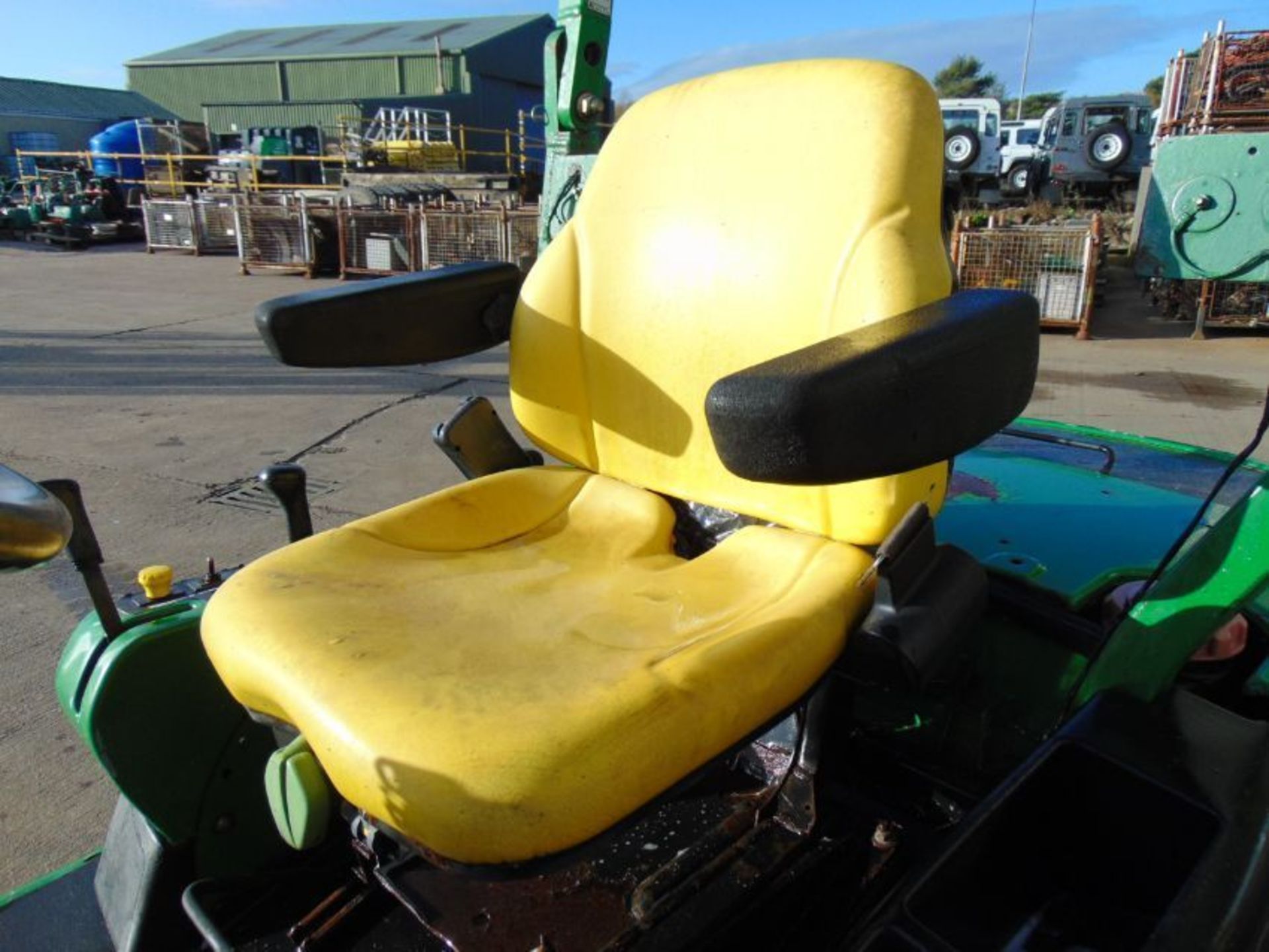 2009 John Deere 1445 Series II Ride On Mower with Fast Back Commercial 62 Cutting Deck 2473 HOURS! - Image 10 of 17
