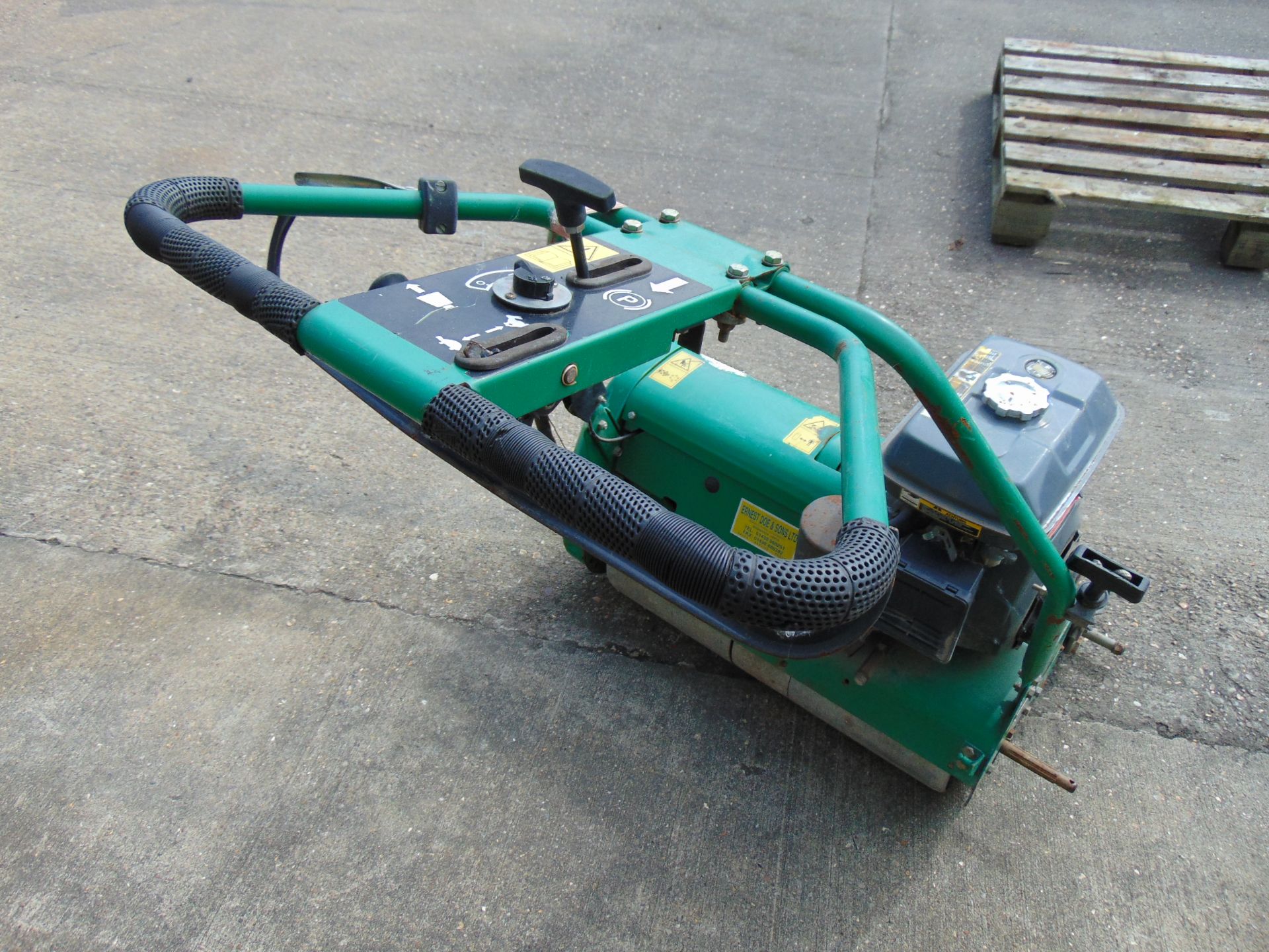 Ransomes Super Certs 61 Self Propelled Petrol Cylinder Mower - Image 4 of 6