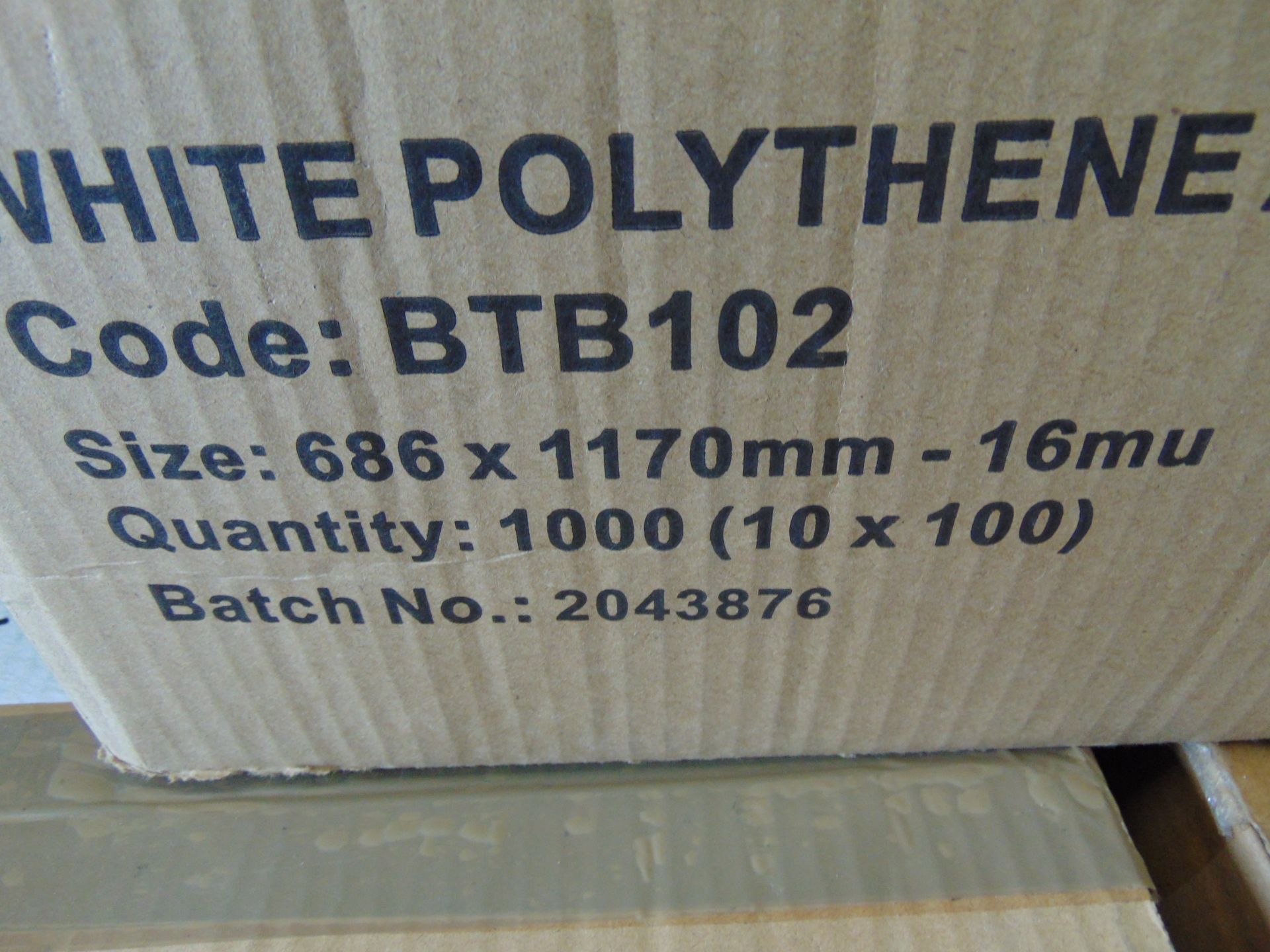 6000 x Unissued BTB102 White Polythene Aprons 686 x 1170mm - Image 5 of 5