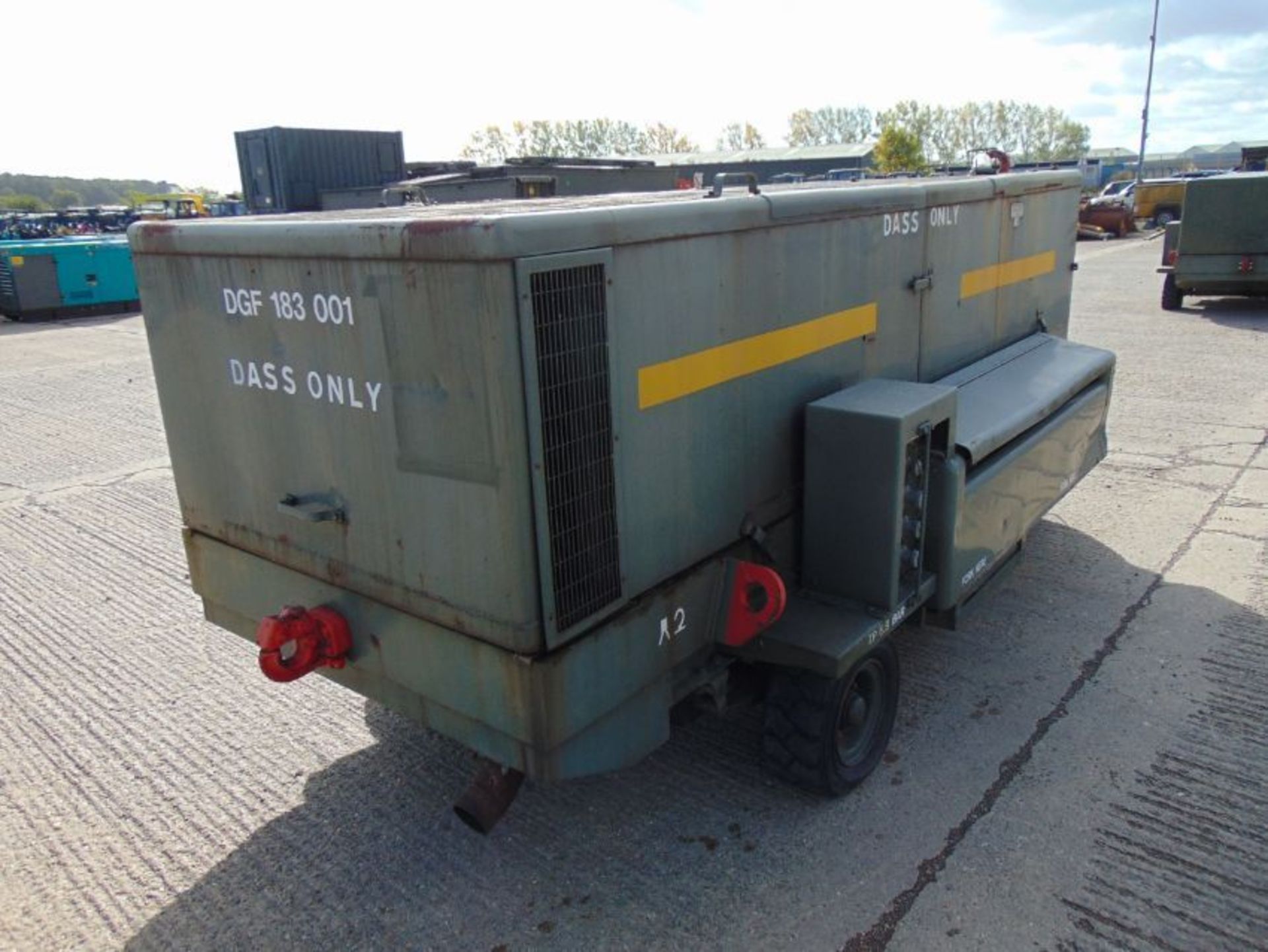 Twin Axle 60 KVA 48KW Generator Ground Power Unit c/w Cummins Engine - Image 5 of 16