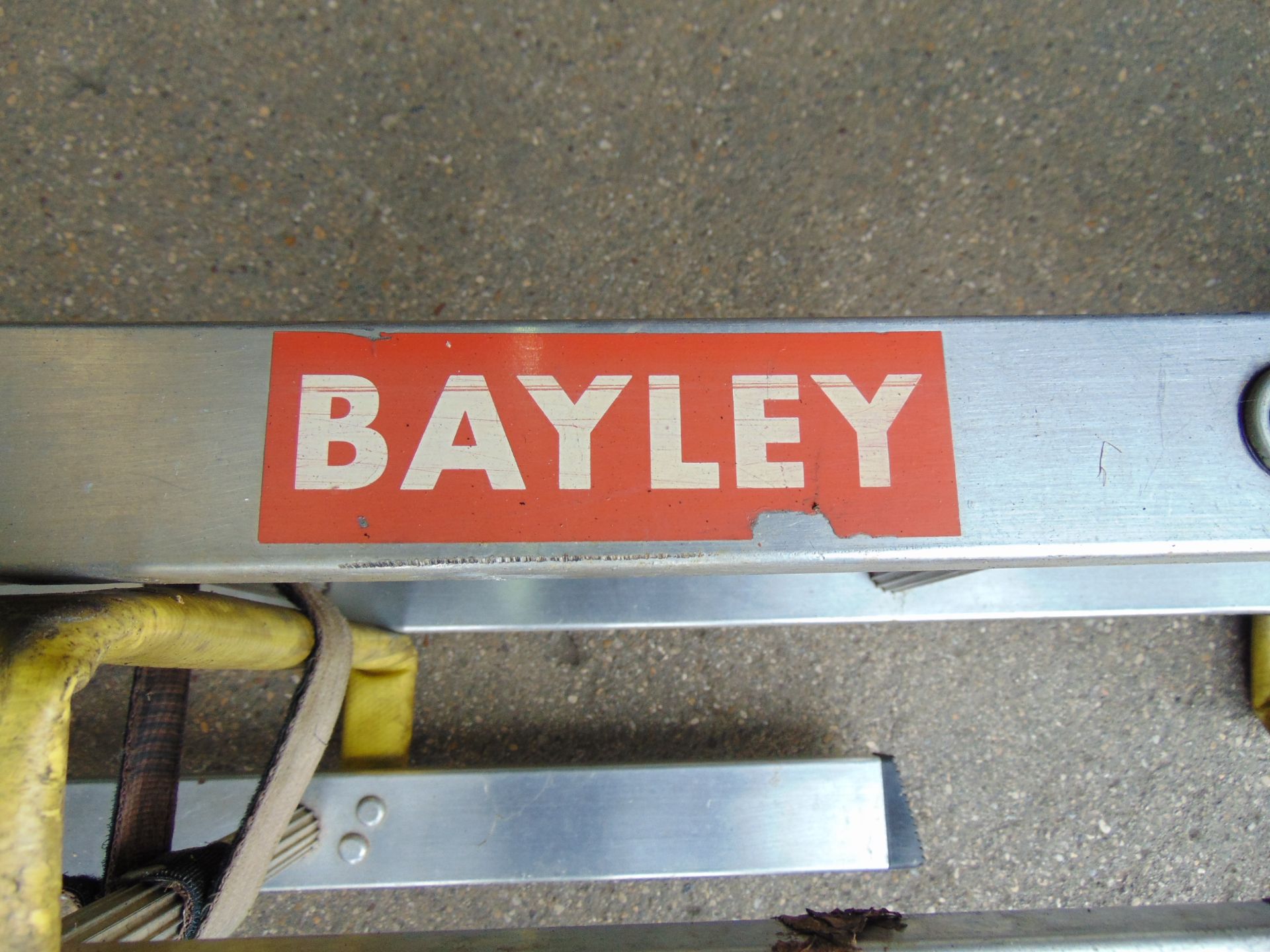 Bayley Folding Roof Ladder - Image 8 of 8