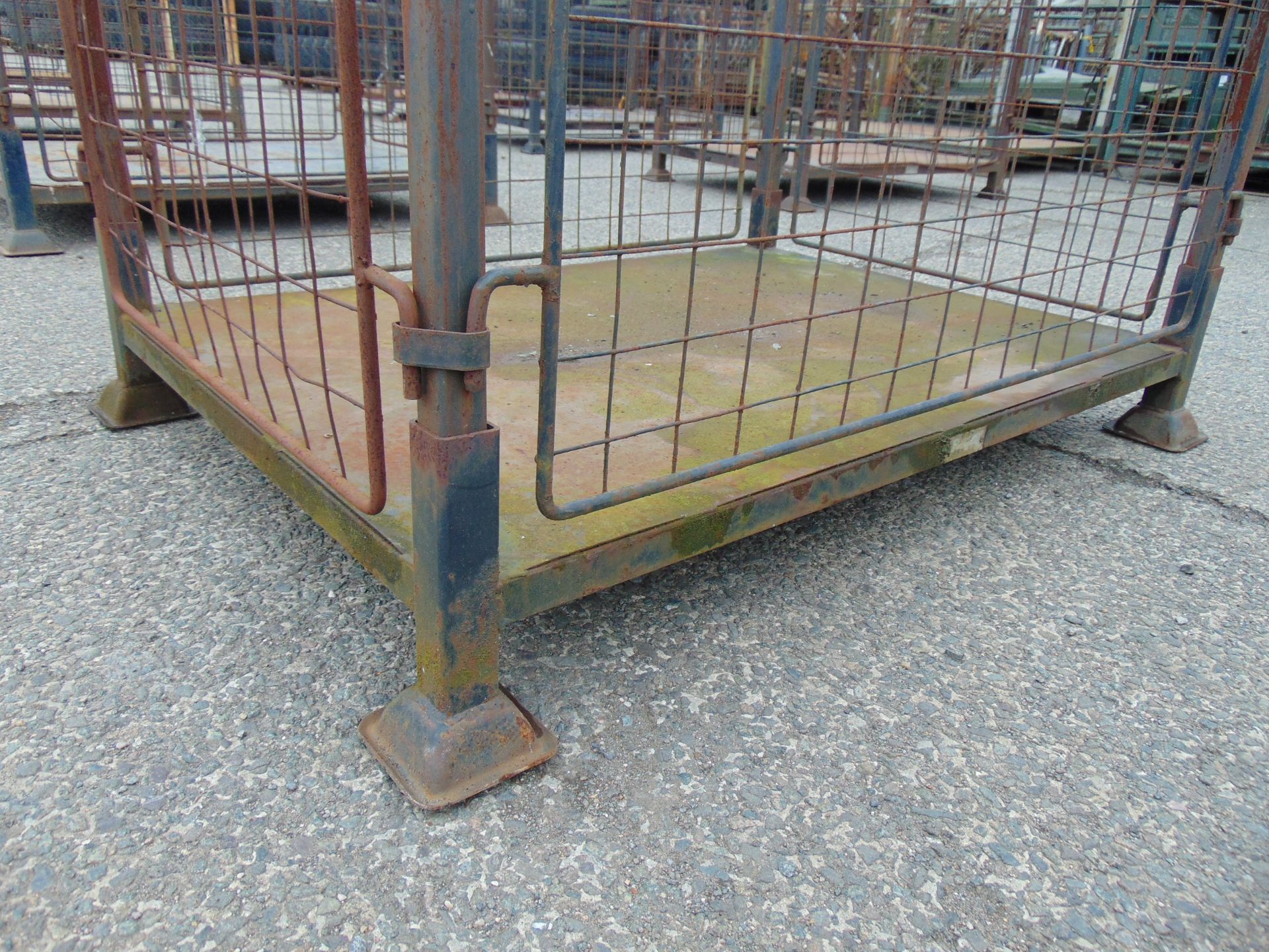 Steel Stacking Stillage with removeable sides and corner posts - Image 3 of 3