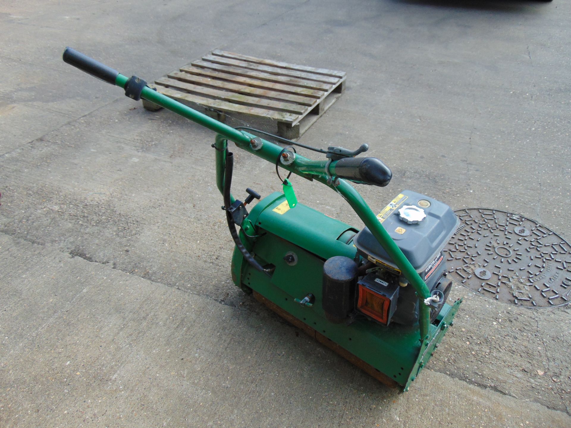 Ransomes Marquis 61 Self Propelled Petrol Cylinder Mower - Image 4 of 6