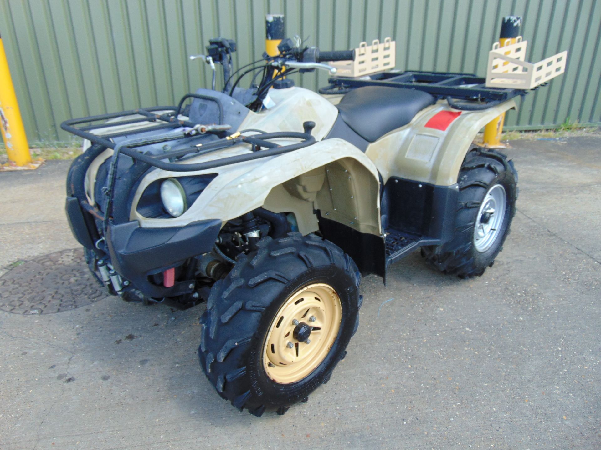 Military Specification Yamaha Grizzly 450 4 x 4 ATV Quad Bike Showing 223 hrs