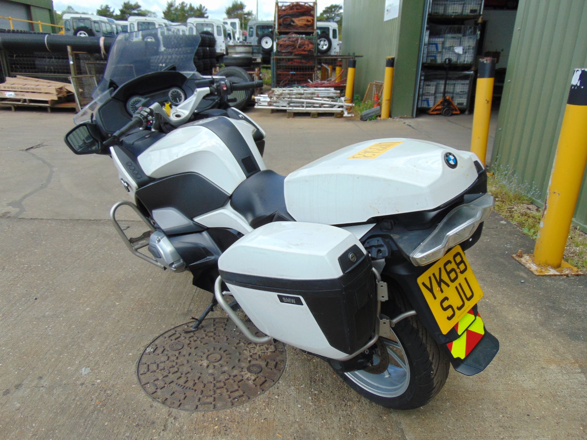 UK Police a 1 Owner 2019 BMW R1200RT Motorbike - Image 7 of 20