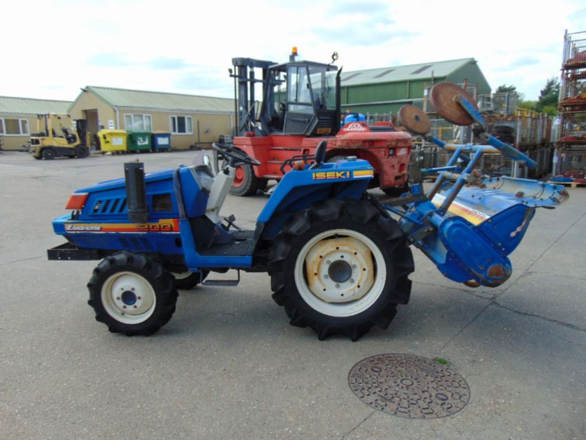 Iseki Landhope 200 4WD Compact Tractor c/w Rotovator ONLY 810 HOURS! - Image 4 of 22