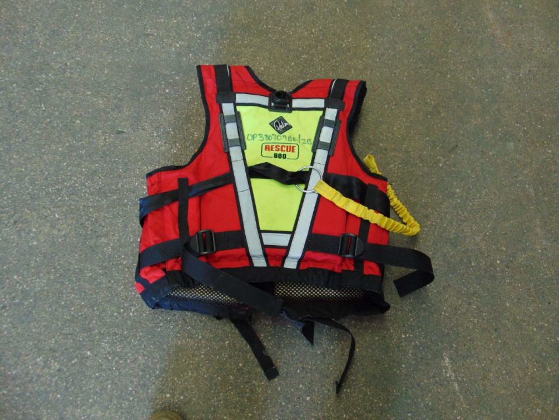 Palm Professional Rescue 800 Buoyancy Aid - PFD Personal Floatation Device Size L/XL - Image 4 of 4