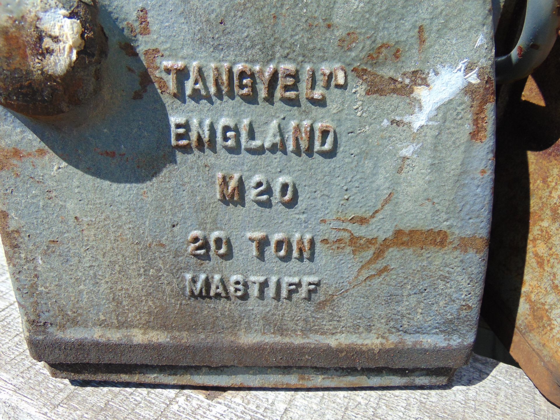 2 x Tangye 20 tonne hydraulic bottle jacks - Image 4 of 4