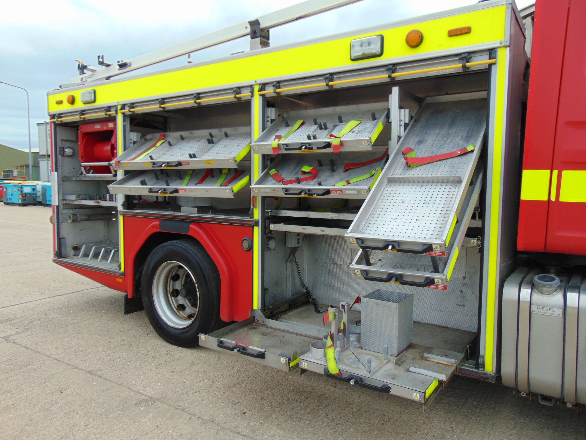 Scania 94D 260 4x2 Fire Engine ONLY 86,885km - Image 11 of 40