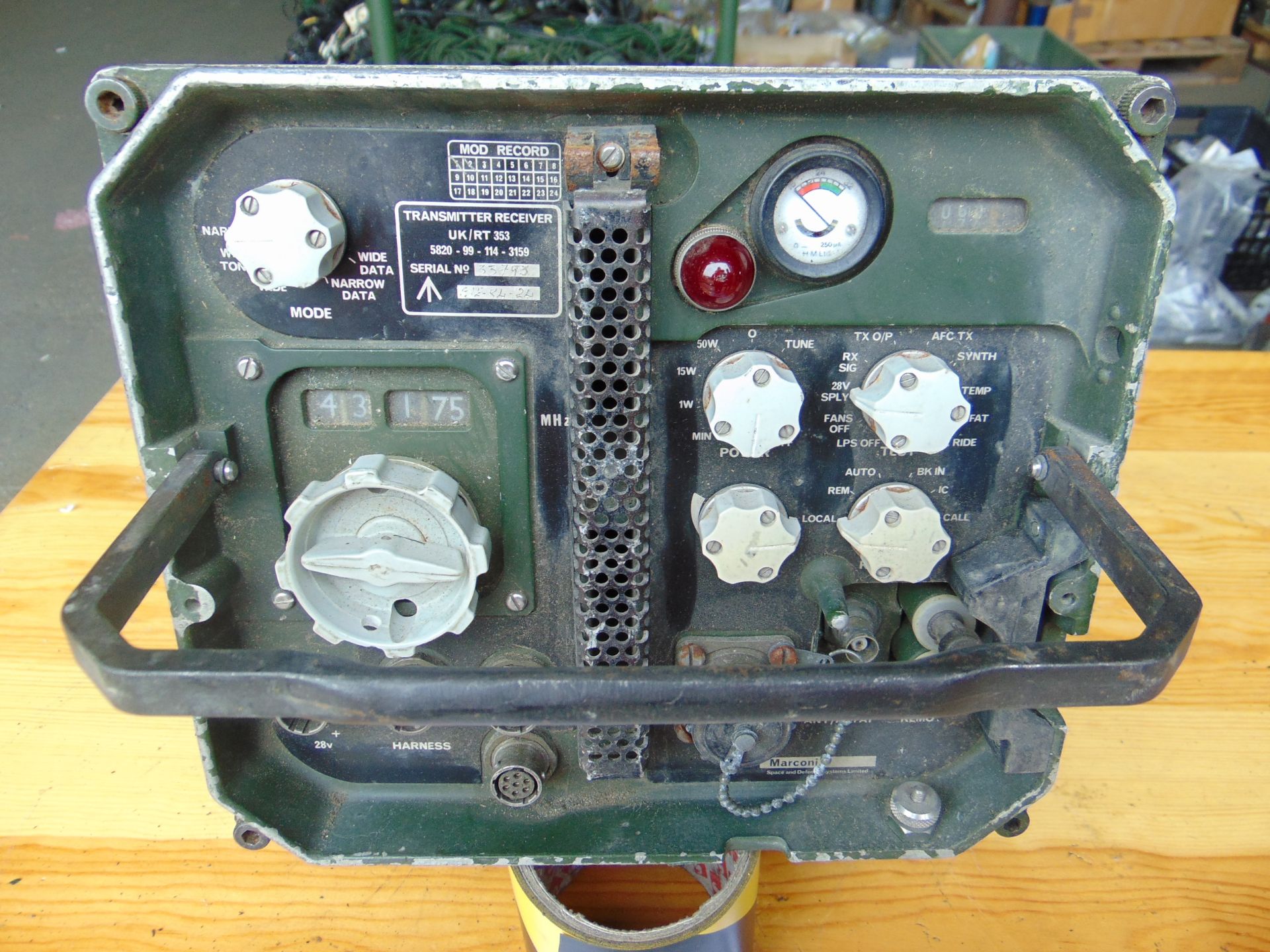 Clansman UK/RT 353 VHF Transmitter Receiver - Image 2 of 4