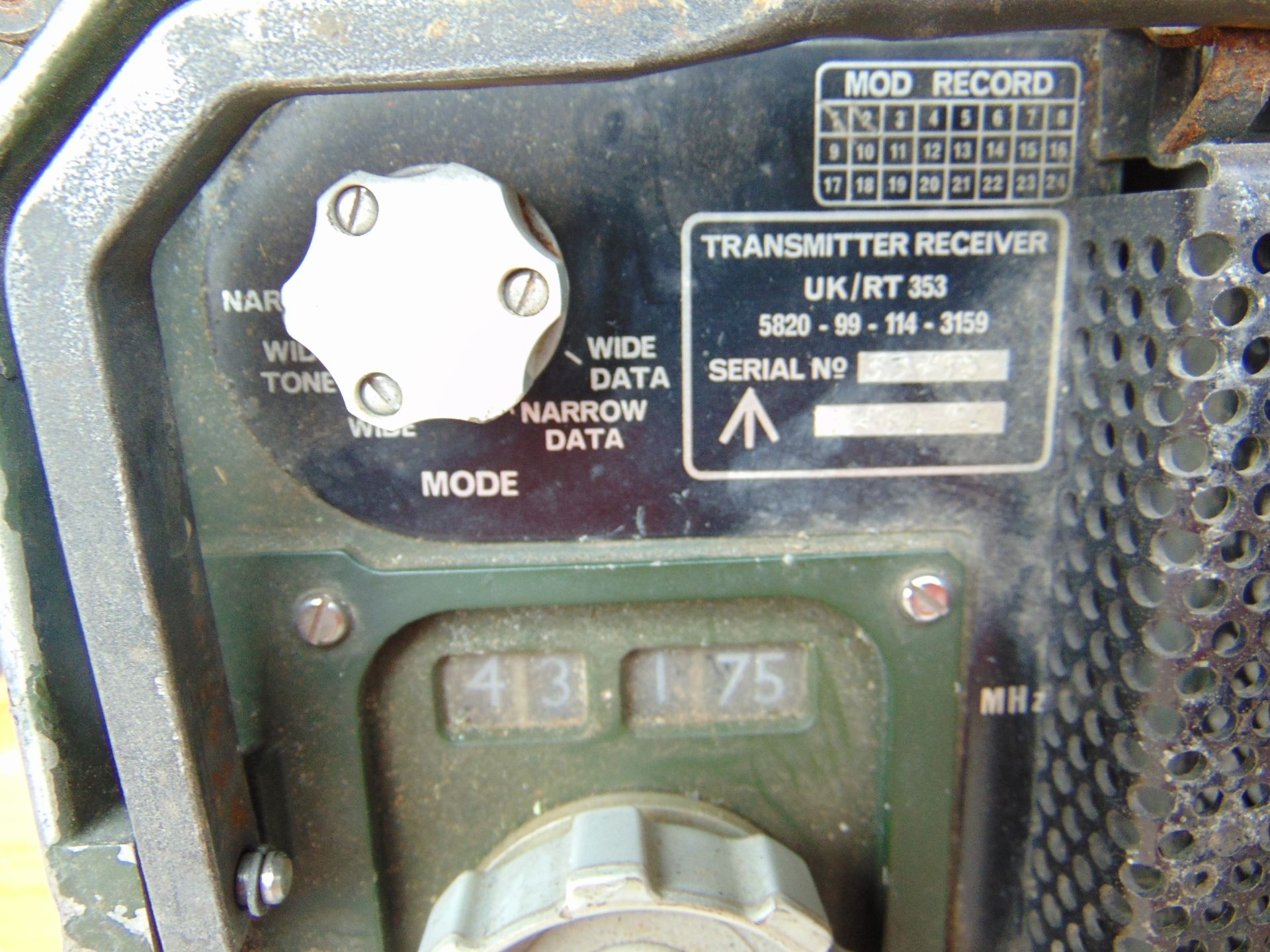 Clansman UK/RT 353 VHF Transmitter Receiver - Image 4 of 4
