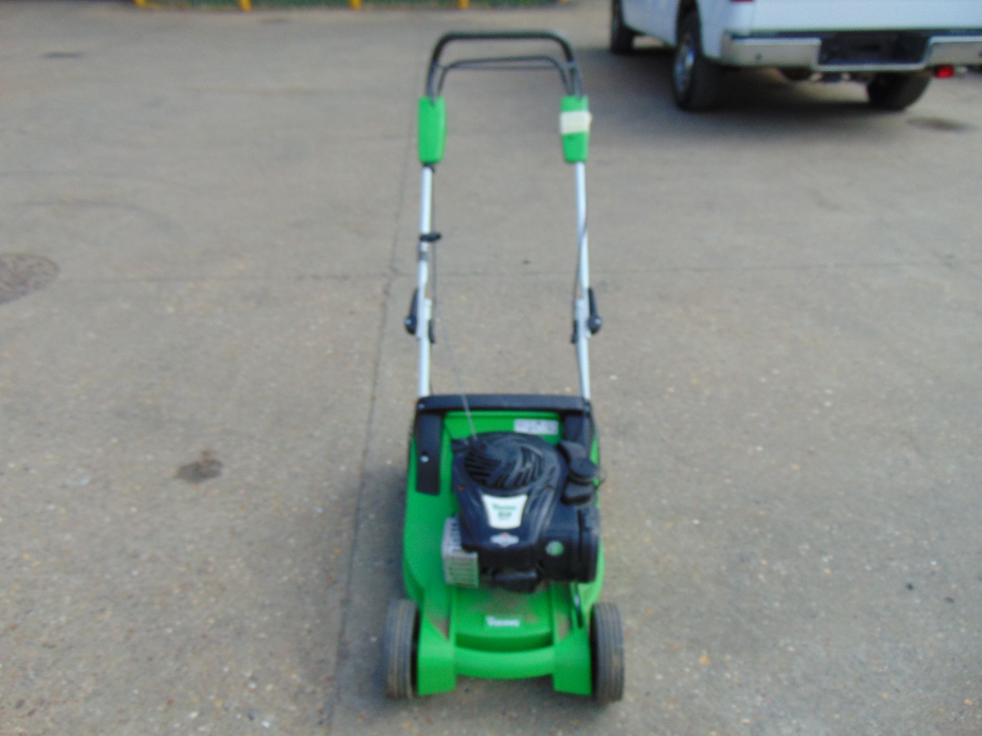 Viking MB 443 T Petrol Lawnmower