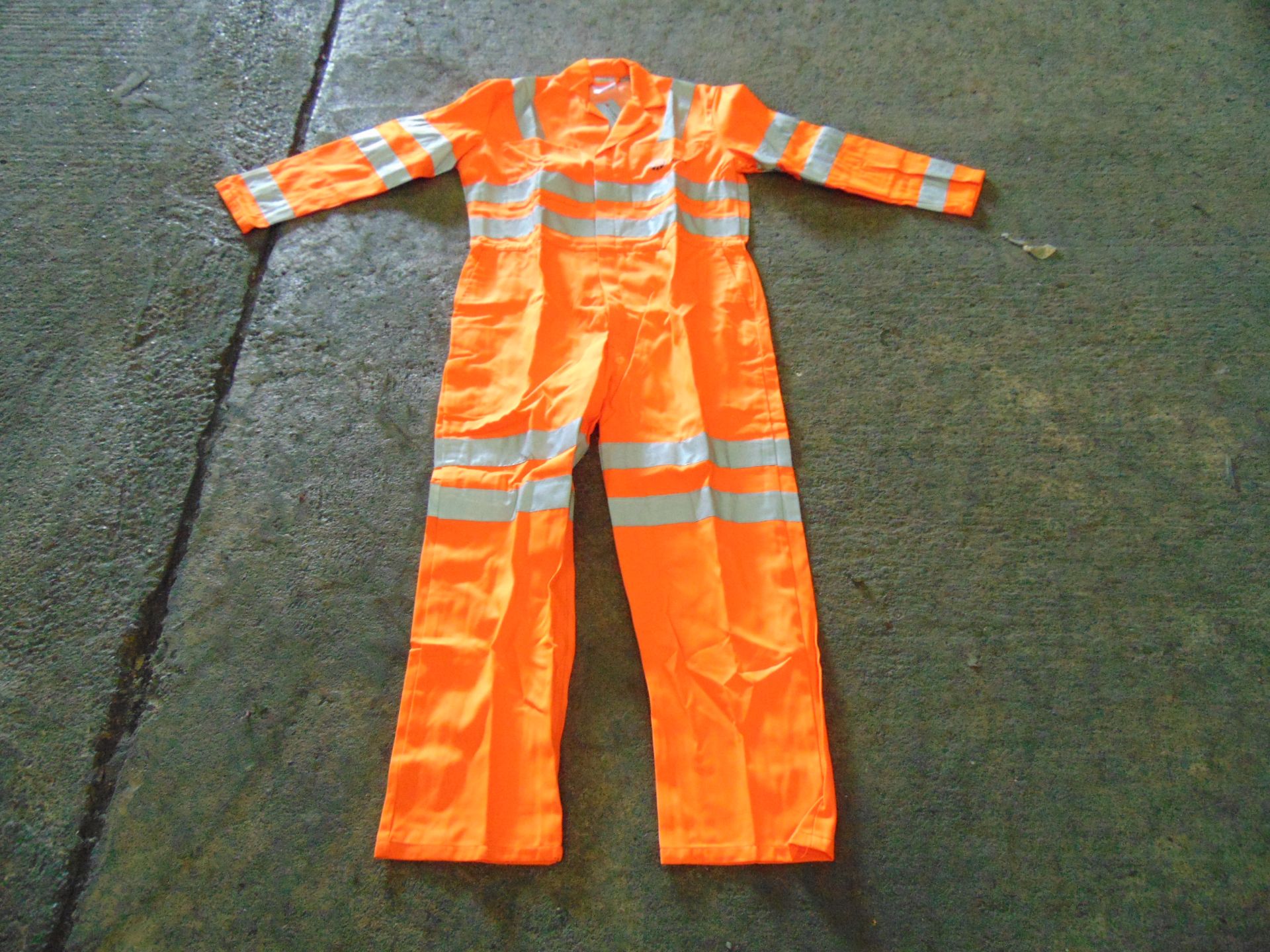 6 x Unissued Ballyclare Hi Viz Coveralls