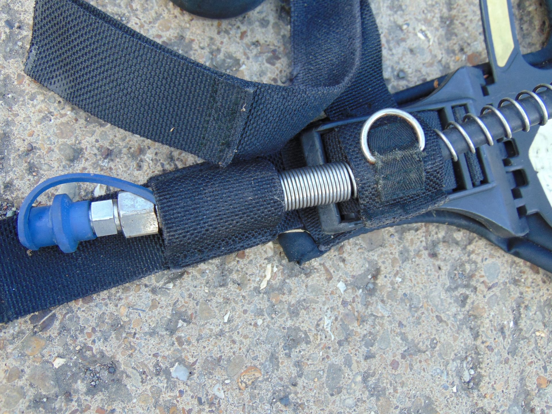 Sabre Contour SCBA pack frame harness - Image 3 of 5