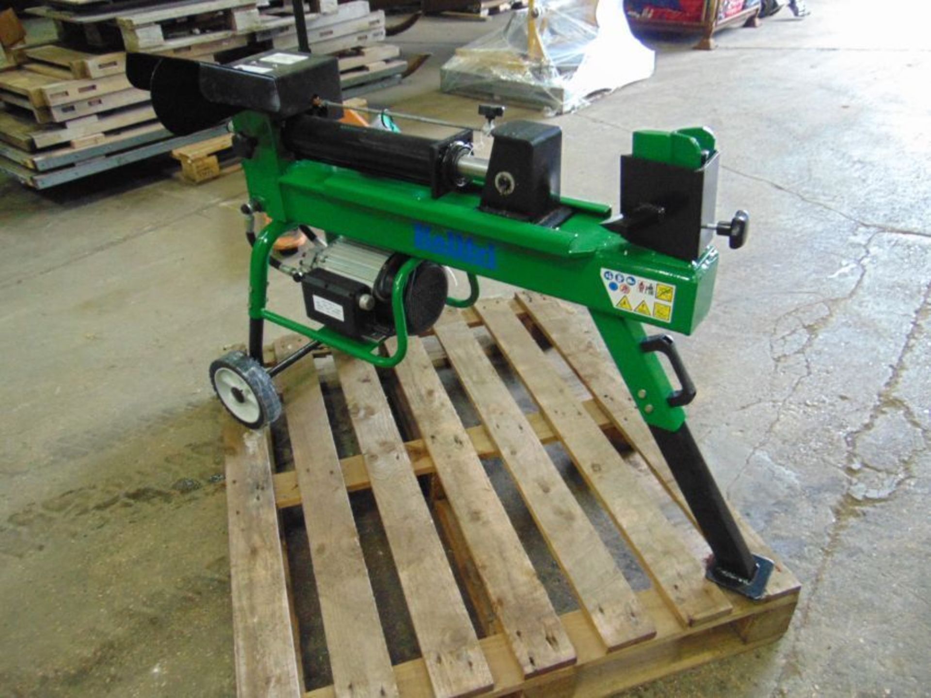 ** BRAND NEW ** Kellfri CW8T520 Electric Hydraulic Log Splitter - Image 3 of 10