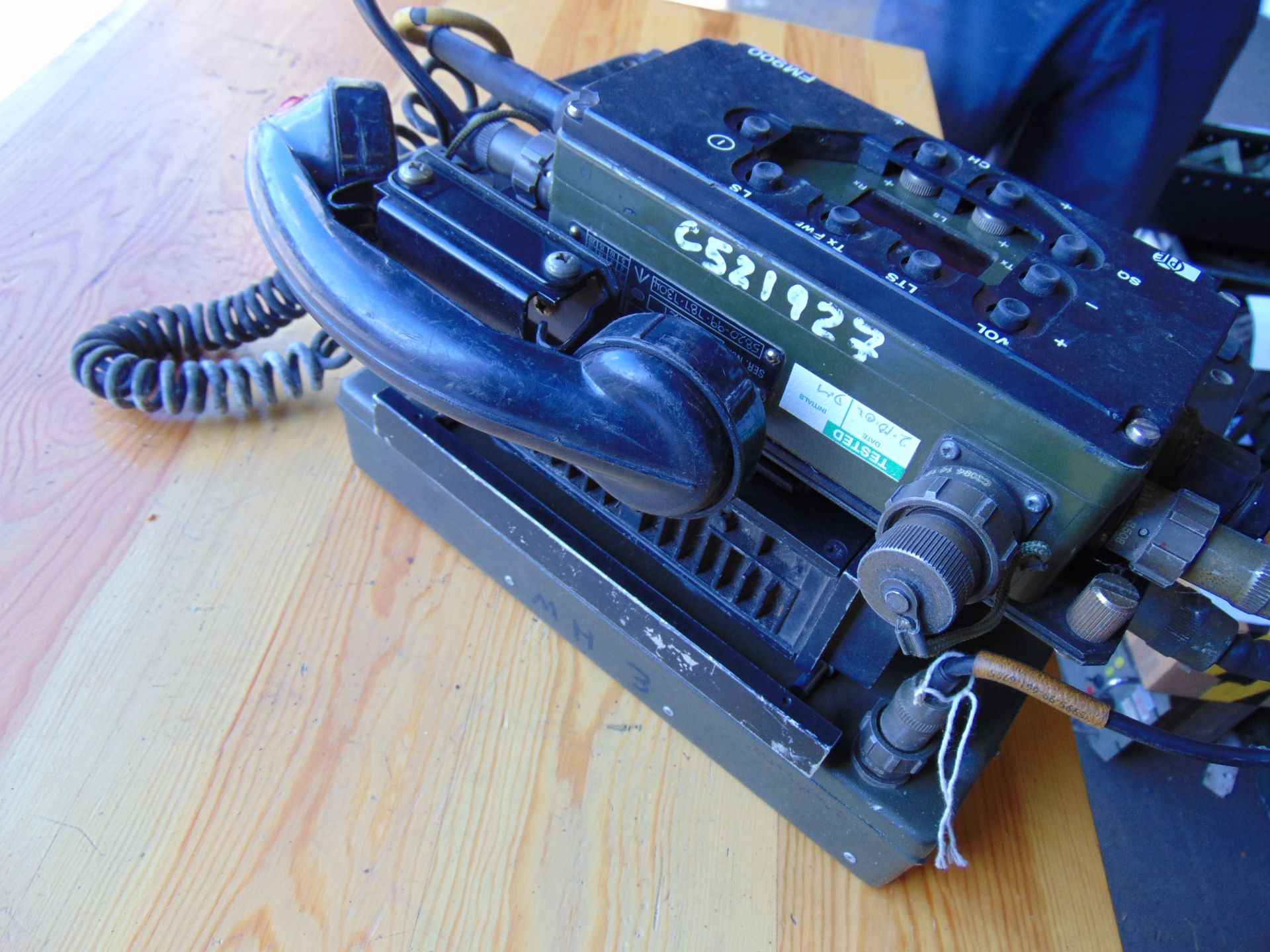 PYE FM 900 TRANSMITTER RECIEVER - Image 3 of 6