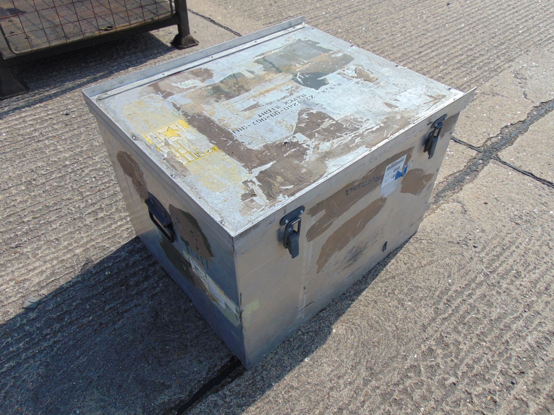 Large Aluminium Storage Box 0.72m x 0.59m x 0.52m - Bild 3 aus 4