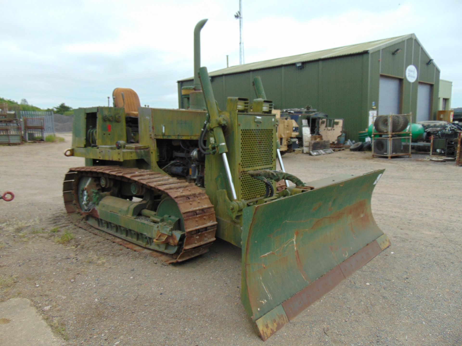 Case 1155E Tracked Drott Loader c/w Winch showing 34 hours - Image 3 of 22