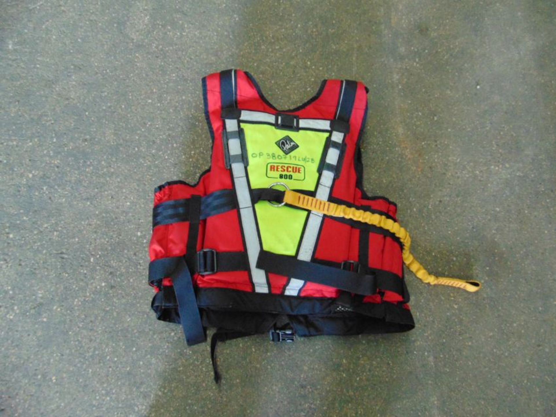 Palm Professional Rescue 800 Buoyancy Aid - PFD Personal Floatation Device Size L/XL - Image 4 of 4