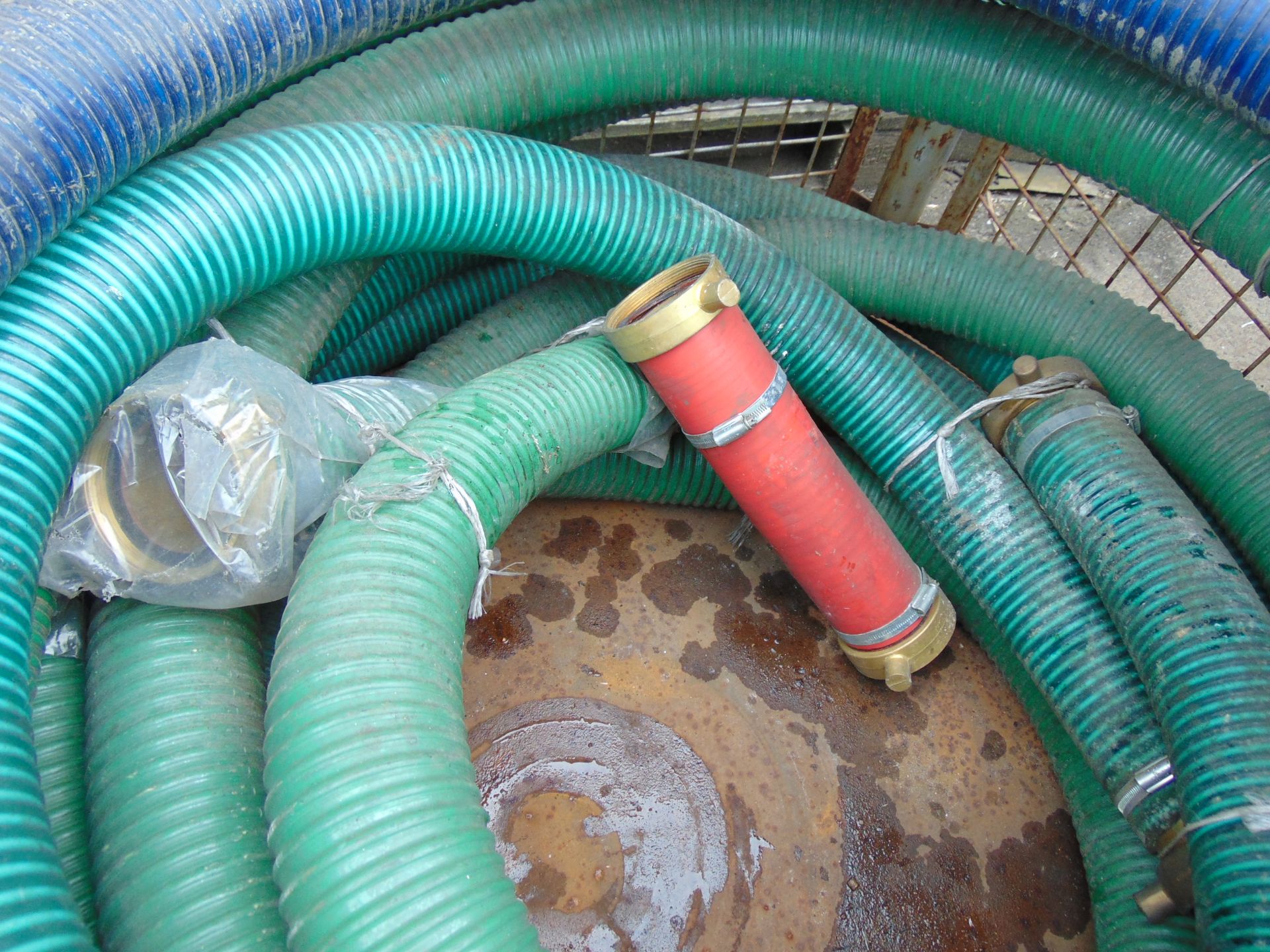 Flexi Hoses c/w Fittings - Image 4 of 4